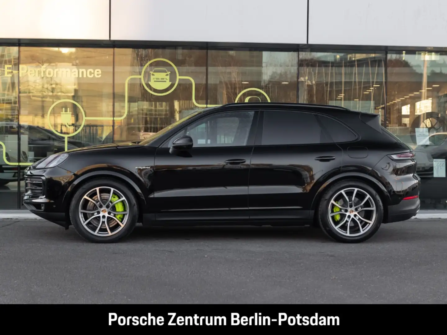 Porsche Cayenne S E-Hybrid InnoDrive Head-Up Soft-Close Schwarz - 2