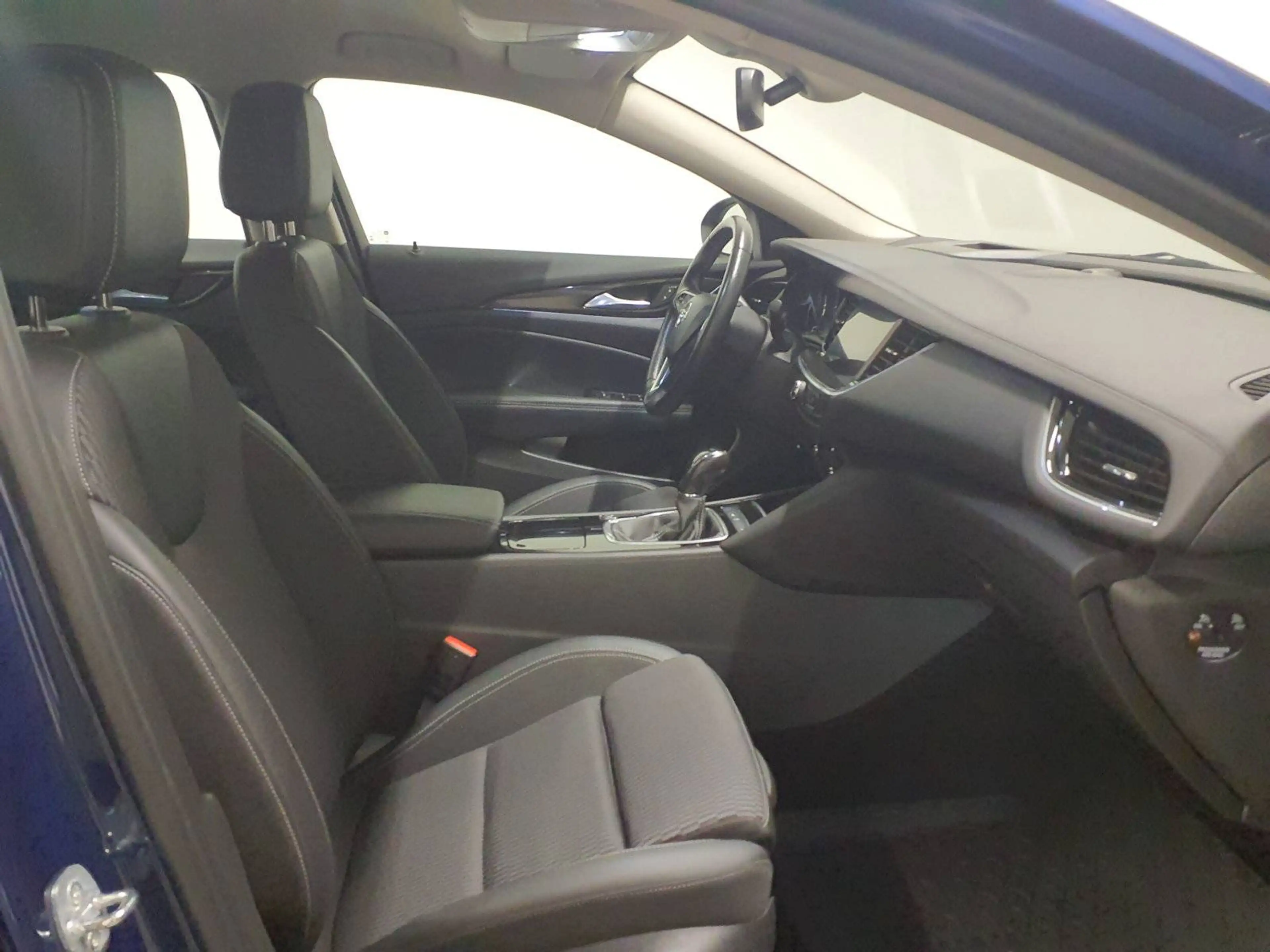 Opel Insignia Business Elegance Winterpaket Navi SPHA Nebelscheinwerfer — photo 12