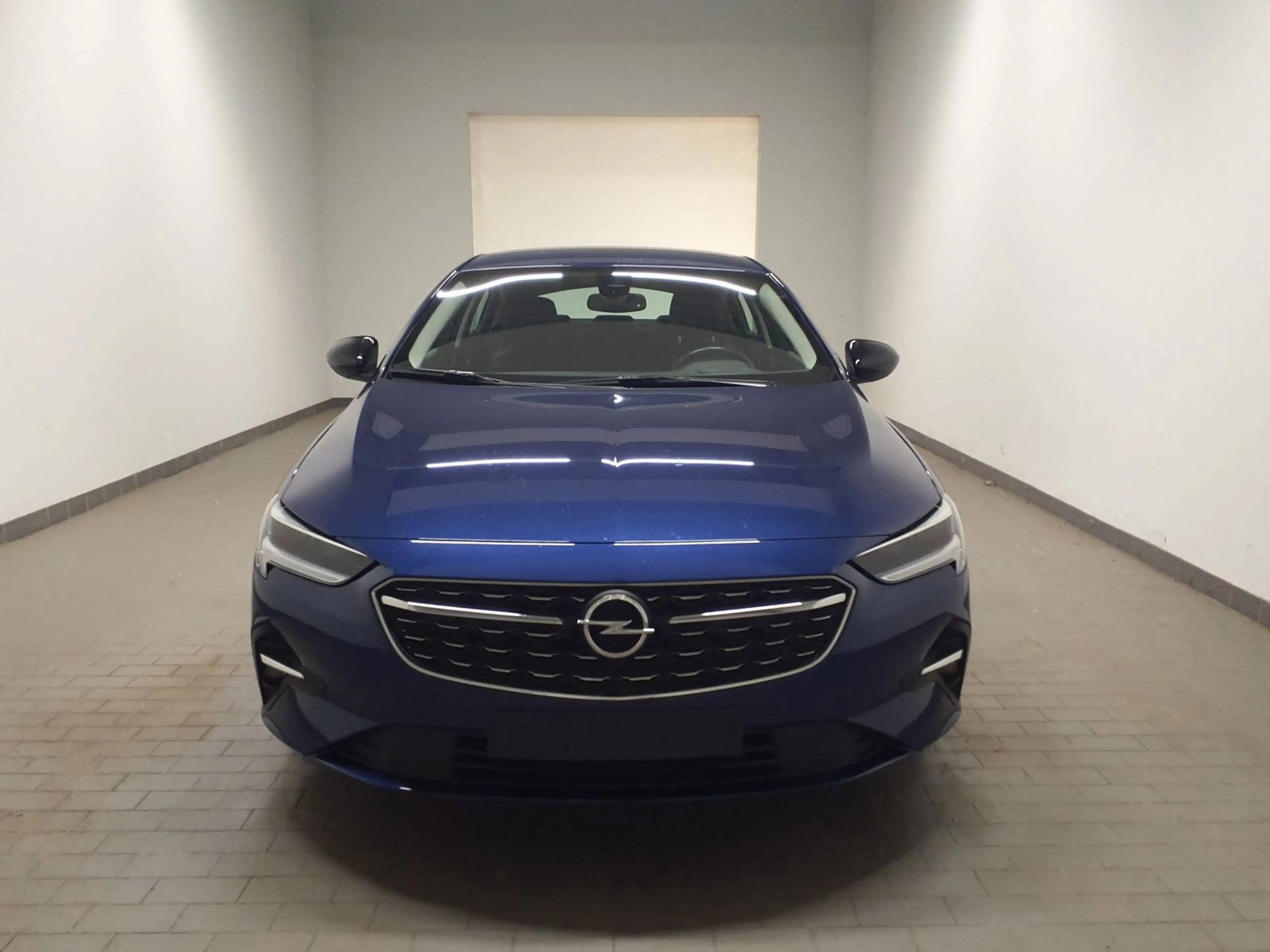 Opel Insignia Business Elegance Winterpaket Navi SPHA Nebelscheinwerfer — photo 3