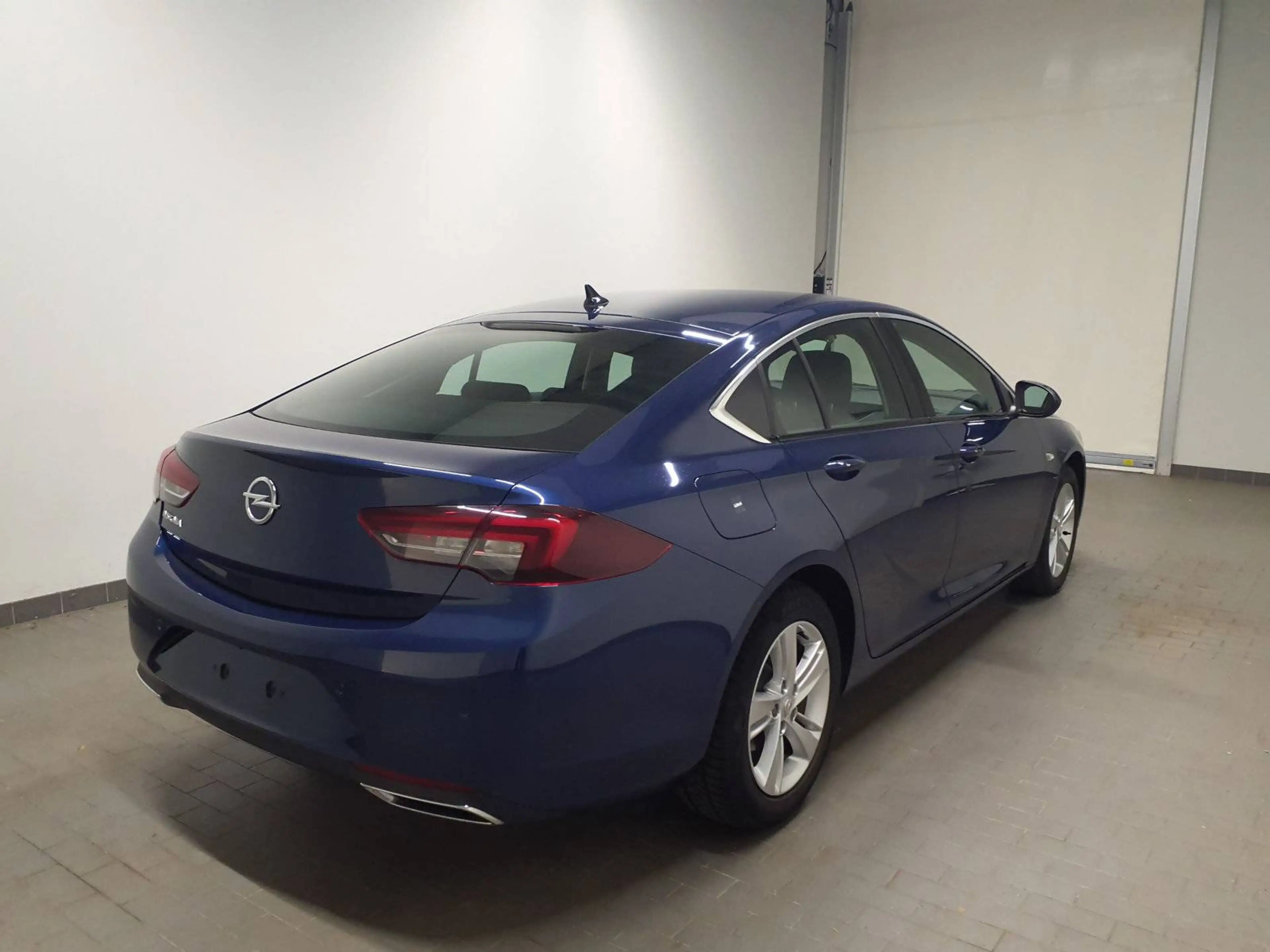 Opel Insignia Business Elegance Winterpaket Navi SPHA Nebelscheinwerfer — photo 4
