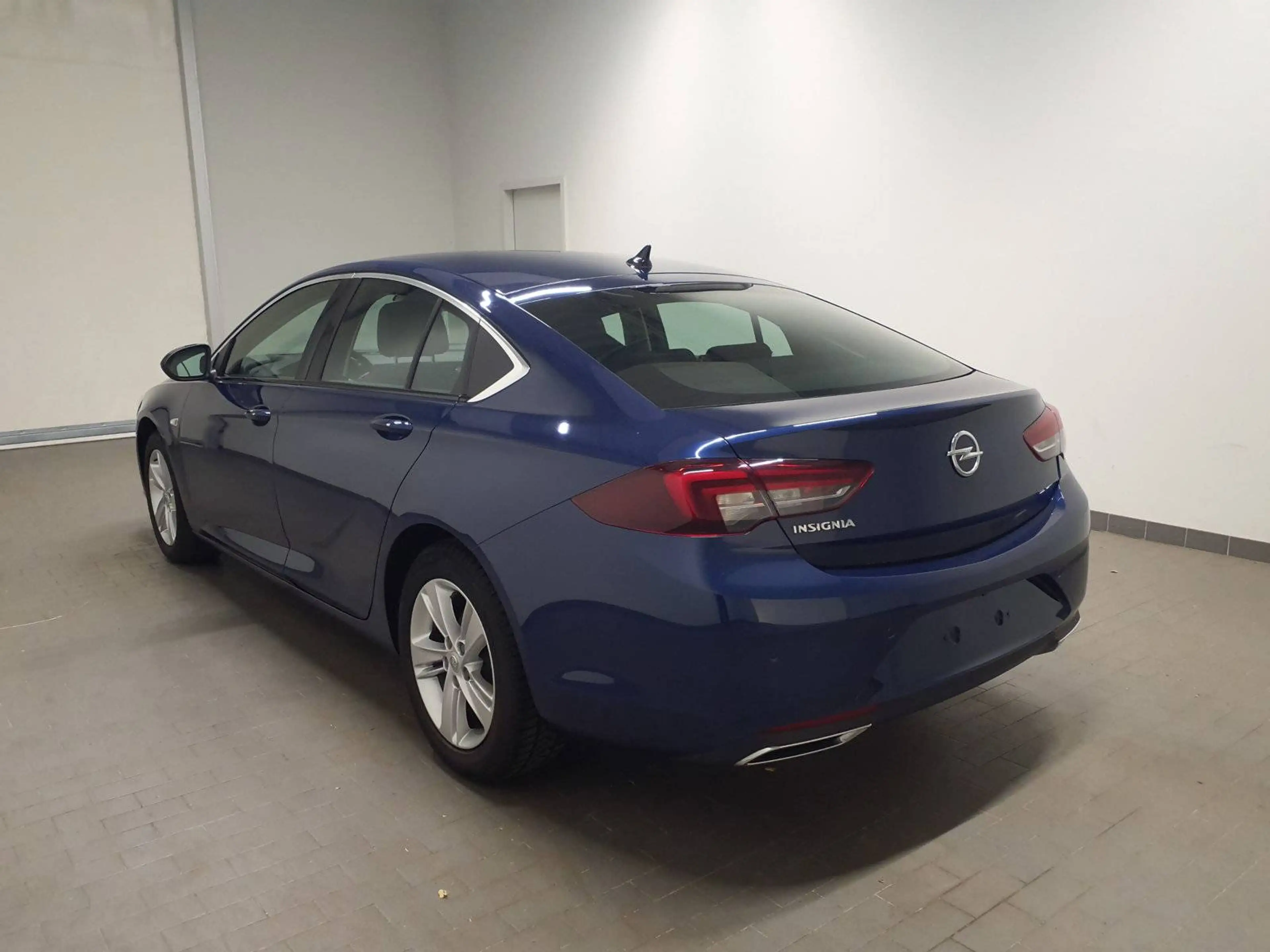 Opel Insignia Business Elegance Winterpaket Navi SPHA Nebelscheinwerfer — photo 6