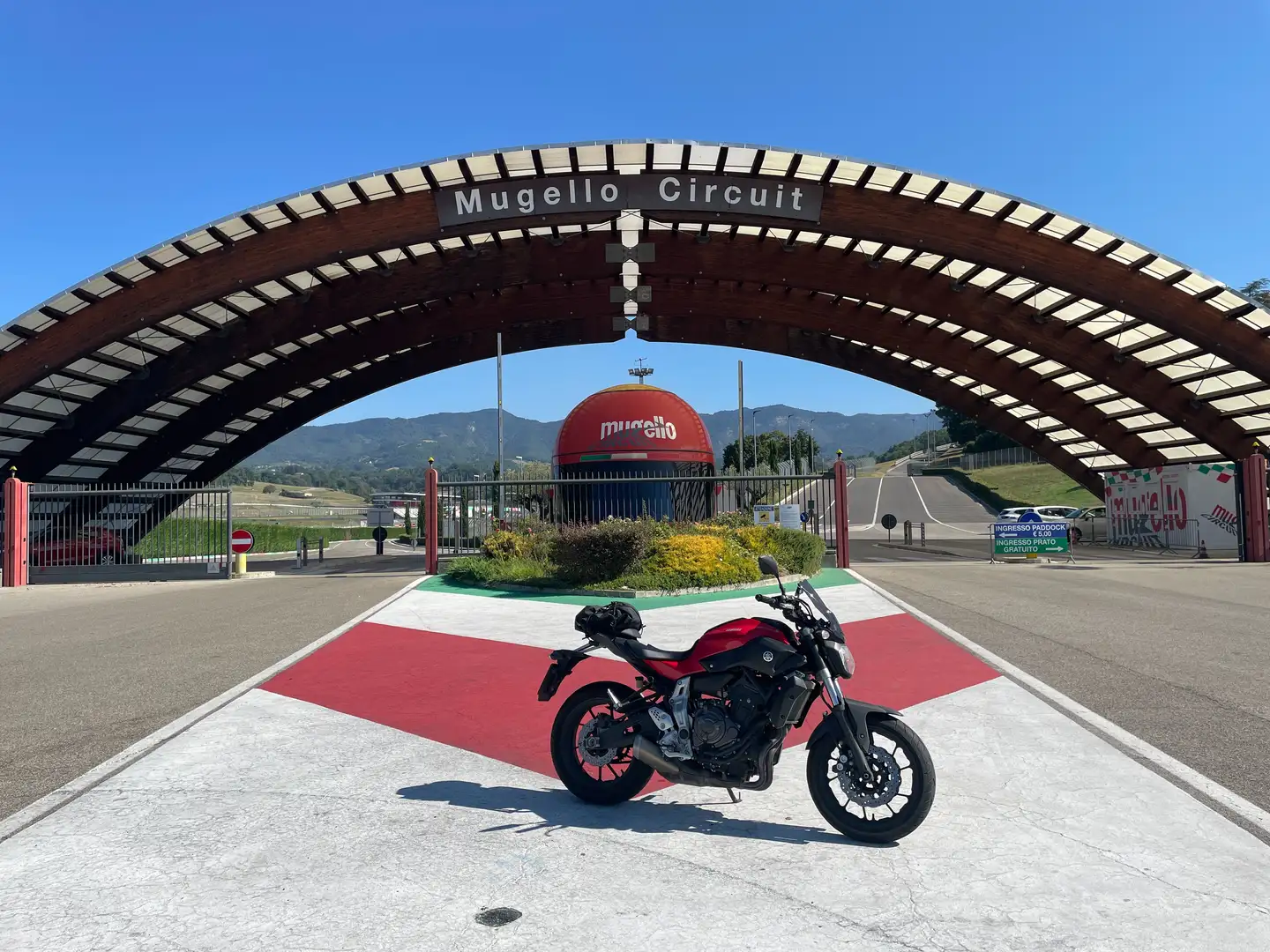 Yamaha MT-07 Rosso - 2