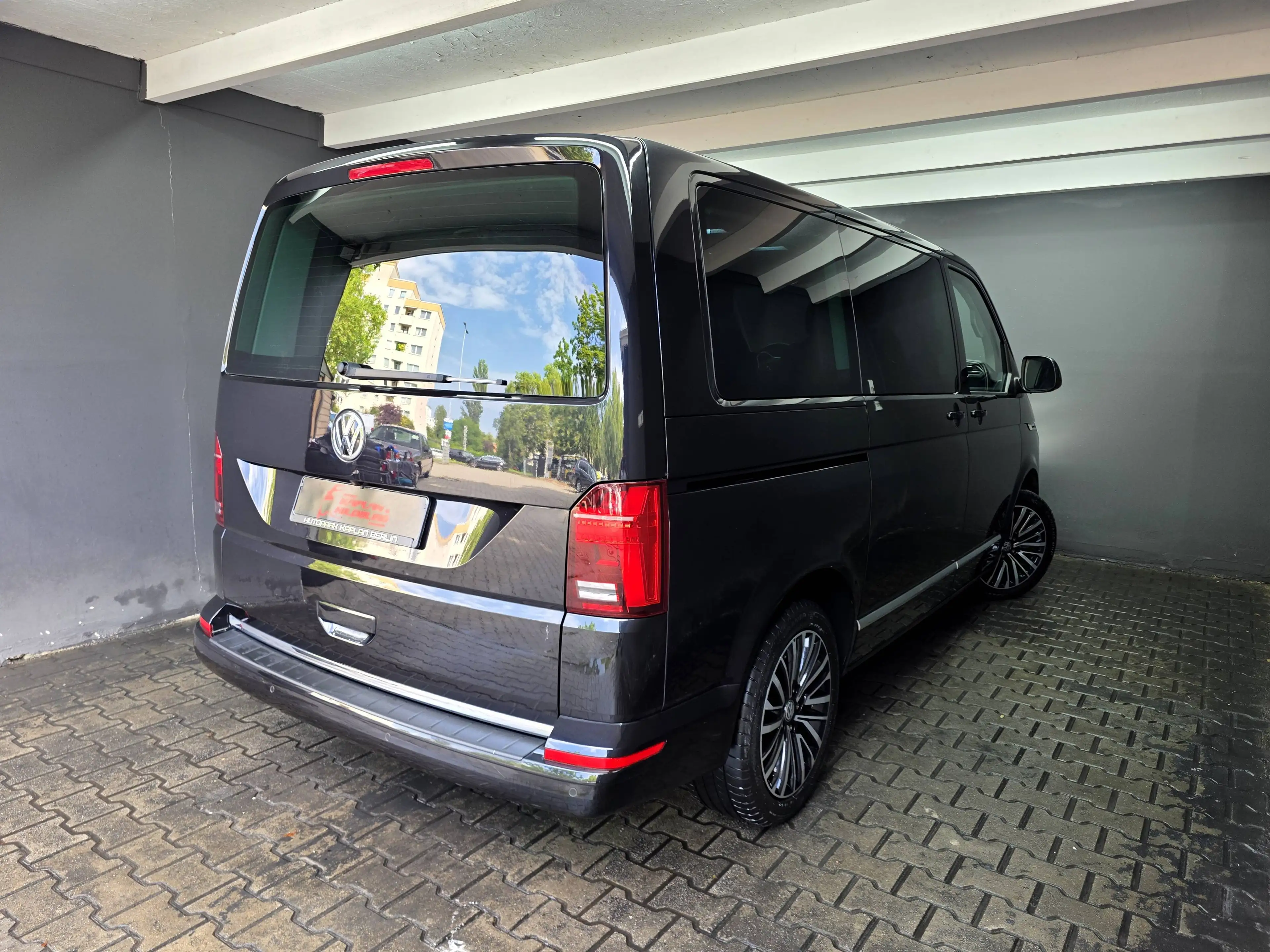 Volkswagen T6.1 Multivan T6.1 MULTIVAN 4MOTION, 6 SITZER, ACC, LED, R-KAM — photo 6