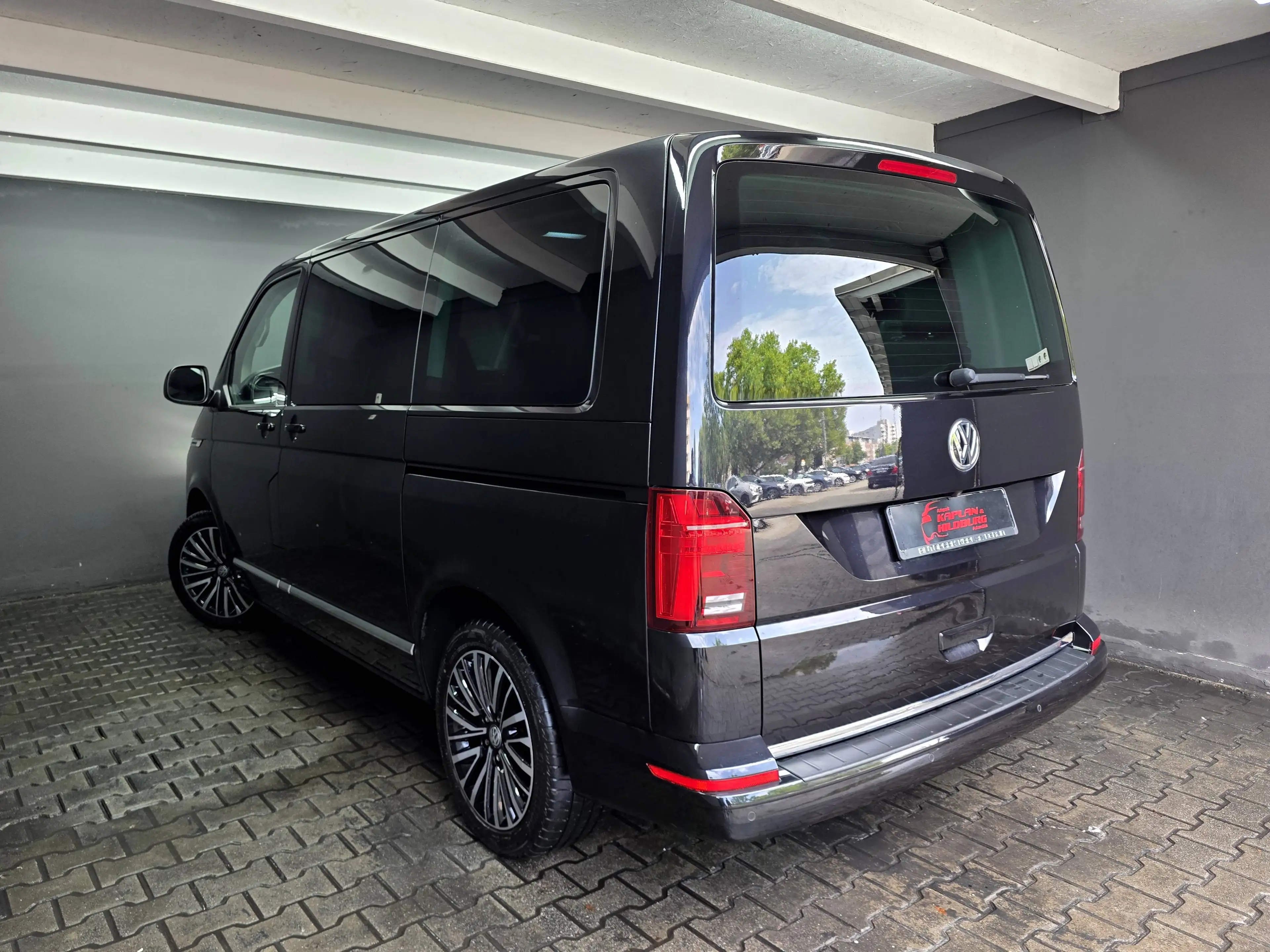 Volkswagen T6.1 Multivan T6.1 MULTIVAN 4MOTION, 6 SITZER, ACC, LED, R-KAM — photo 4