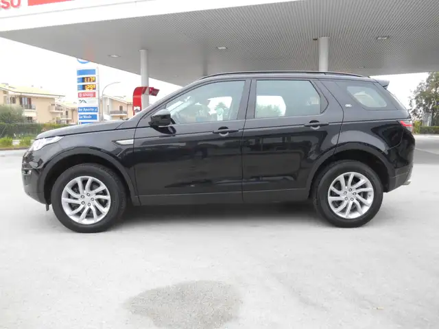 Land Rover Discovery Sport 2.0 TD4 180 CV SE AUTOMATICO