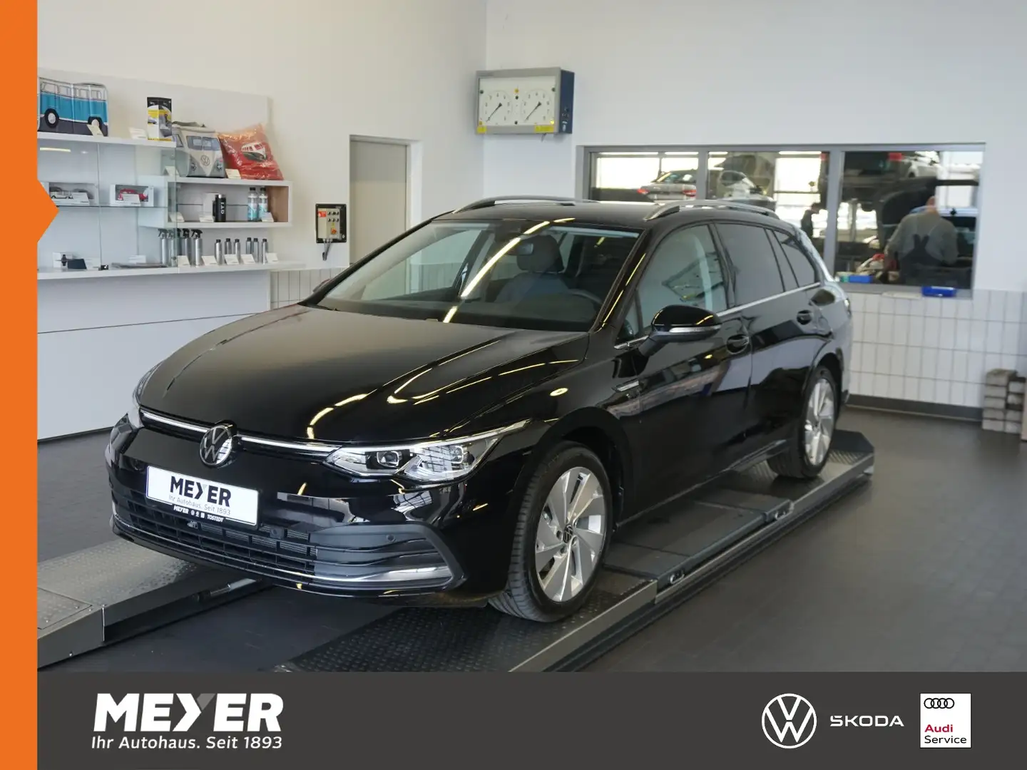 Volkswagen Golf Variant VIII Variant Style 1.5 eTSI DSG *AHK, LED, ACC, N Black - 1