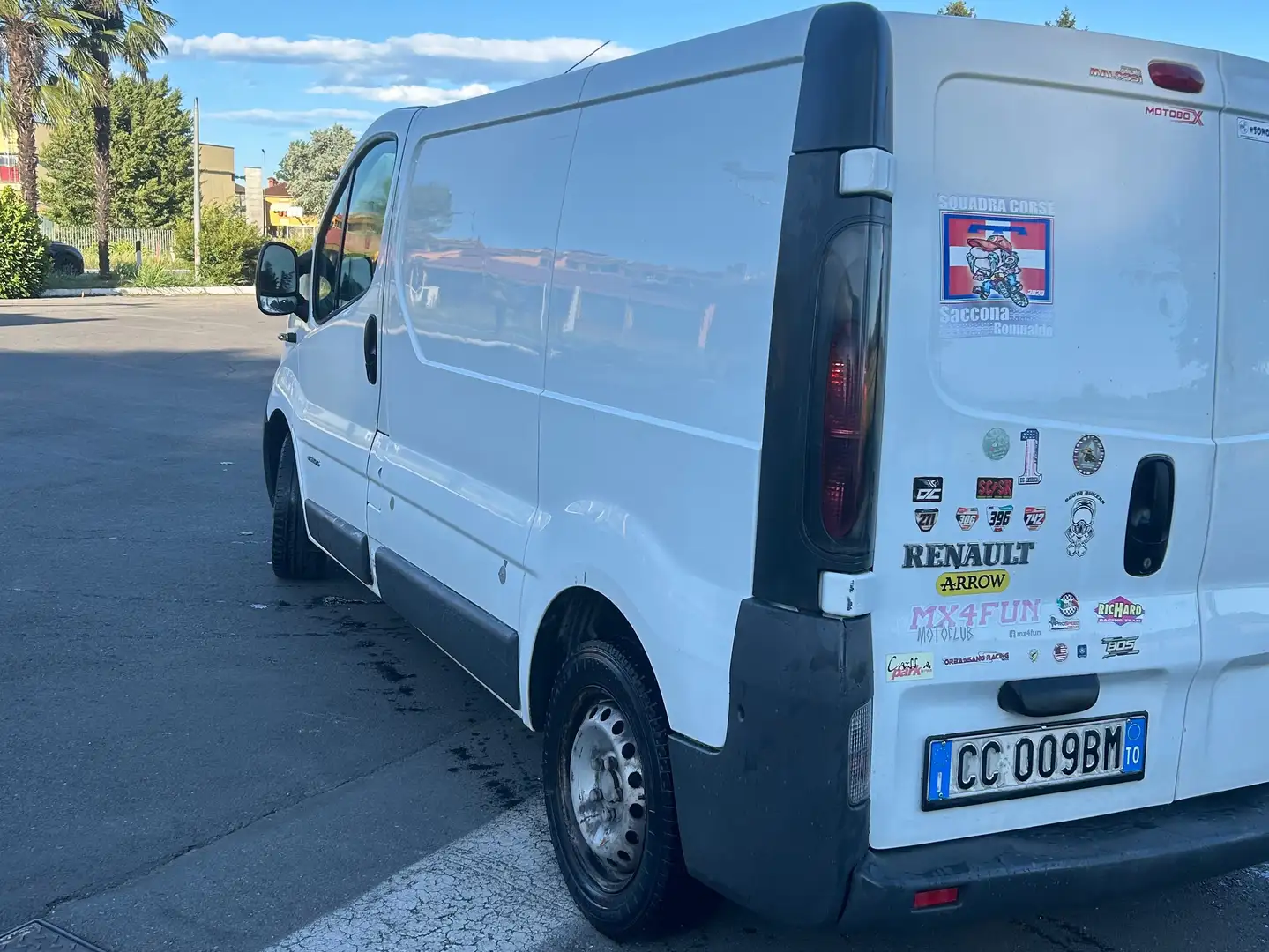 Renault Trafic 1.9 74kw Blanc - 2