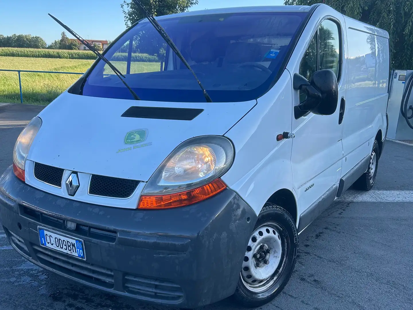 Renault Trafic 1.9 74kw Blanc - 1