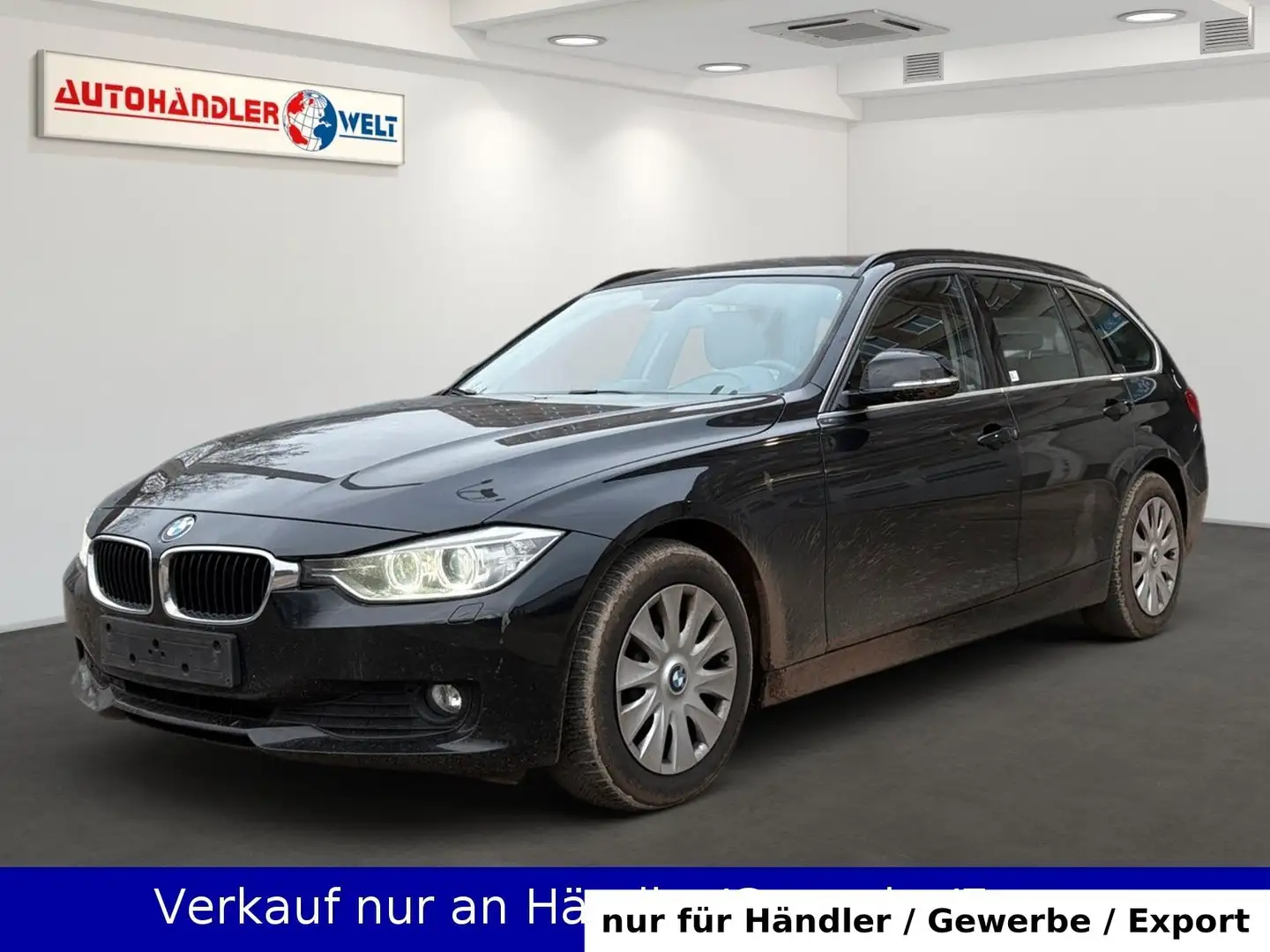 BMW 318 d Kombi Automatik AAC Xenon SHZ Navi PDC Schwarz - 1
