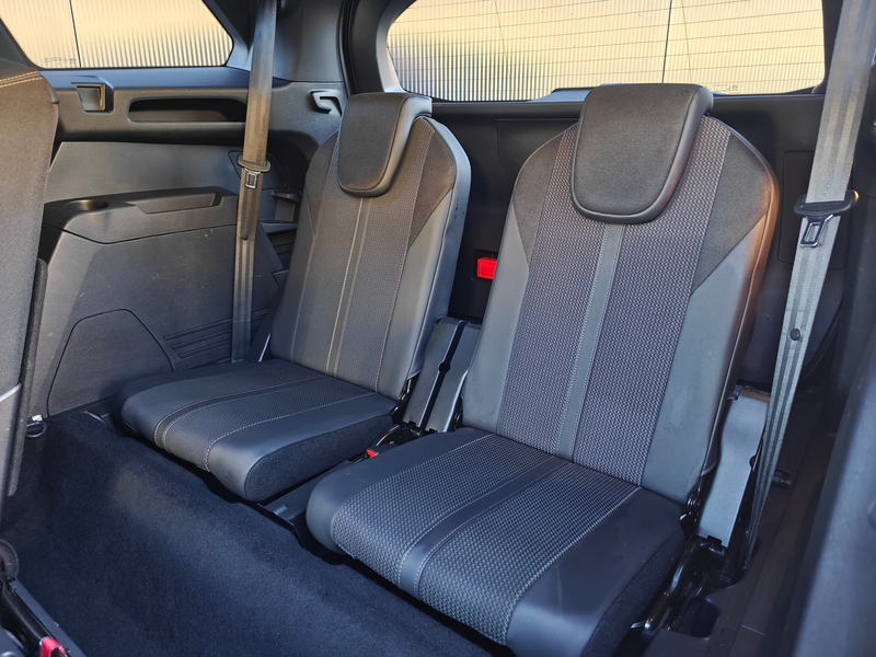 Peugeot 5008 1.2 Turbo GT | 2 stoelen op derde rij | Airco (aut — photo 12