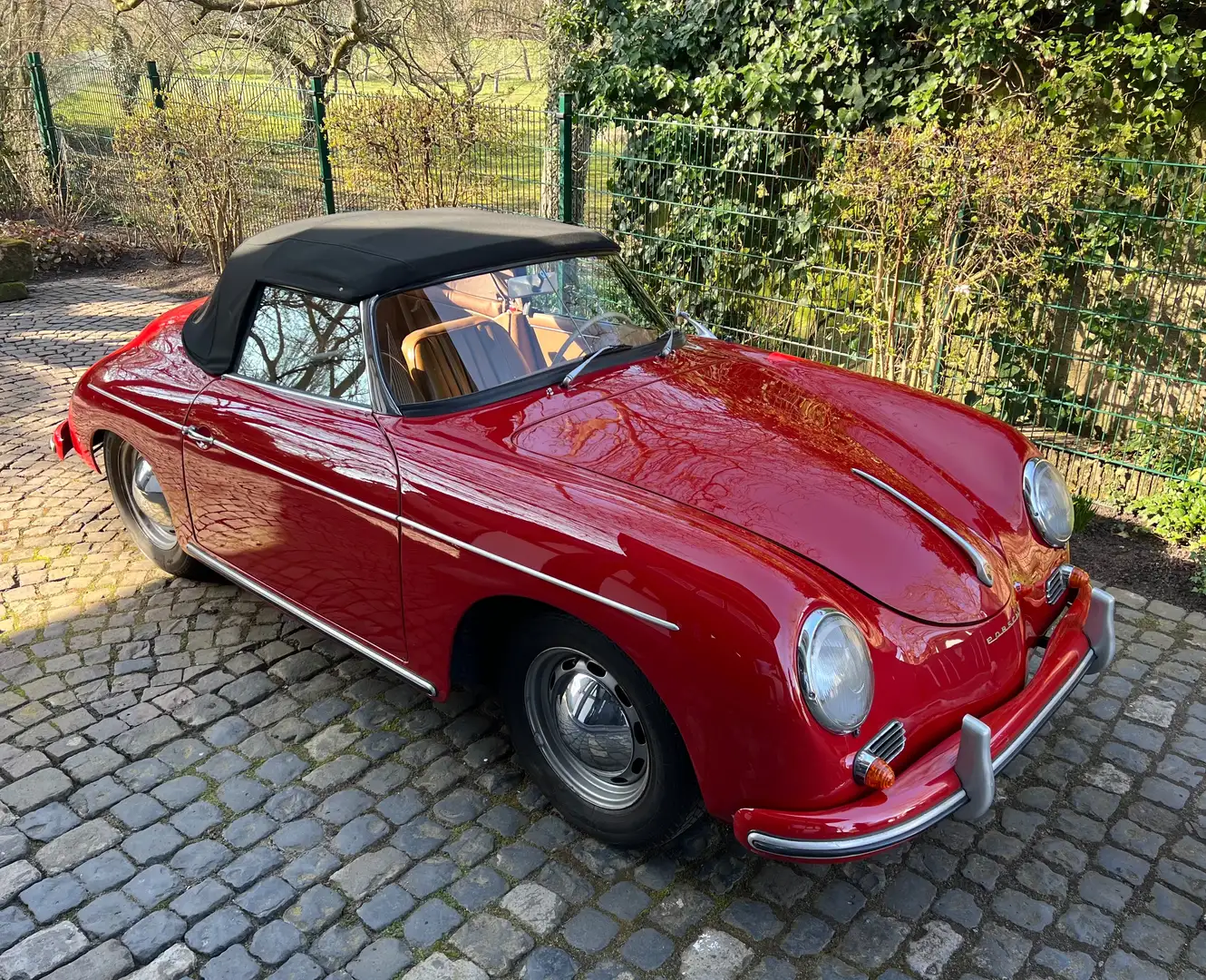 Porsche 356 A 1600 S Convertible D / 2. Hand Rot - 1