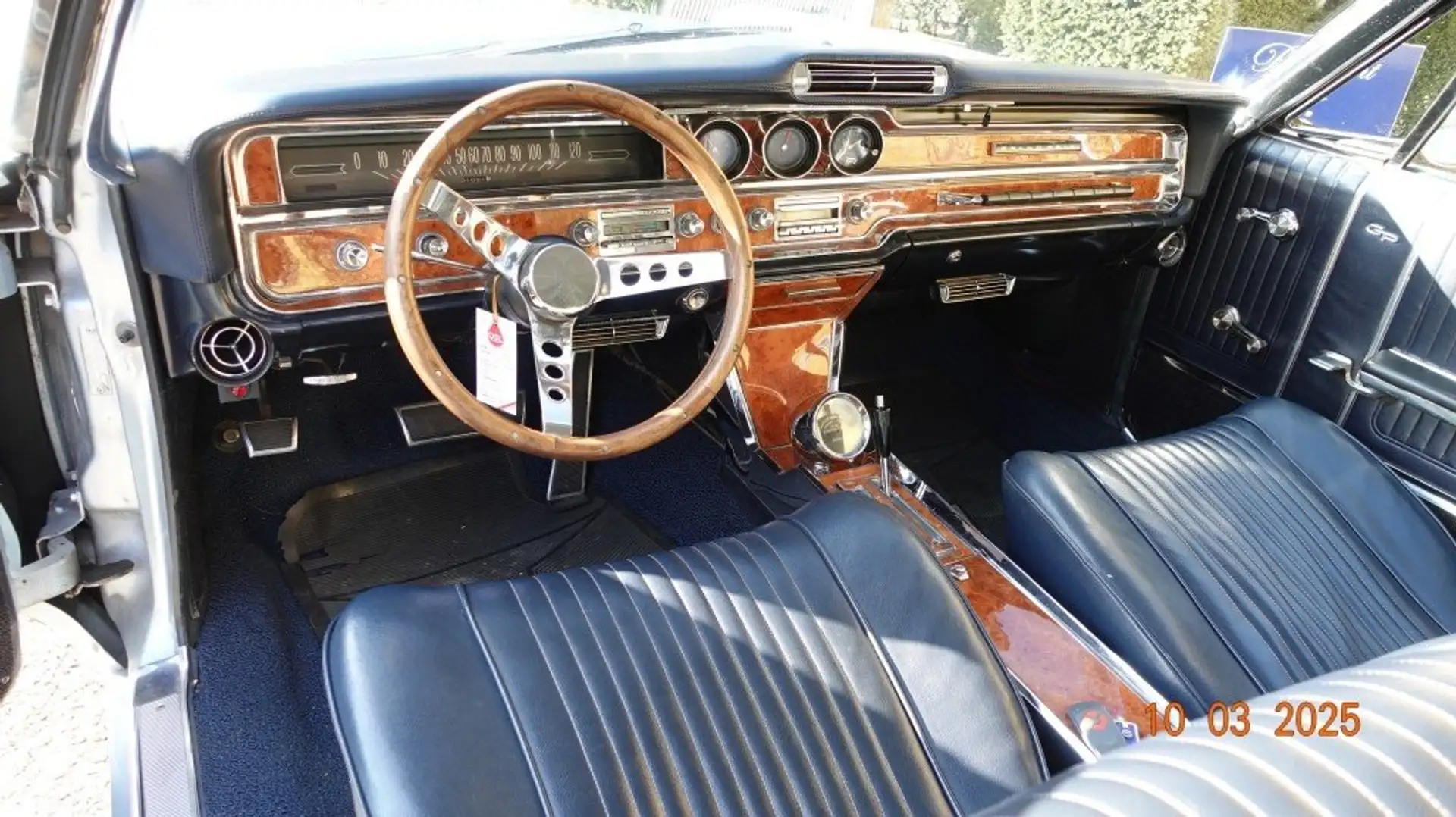 Pontiac Grand-Prix Grand-Prix "pillarless coupe" Blau - 2