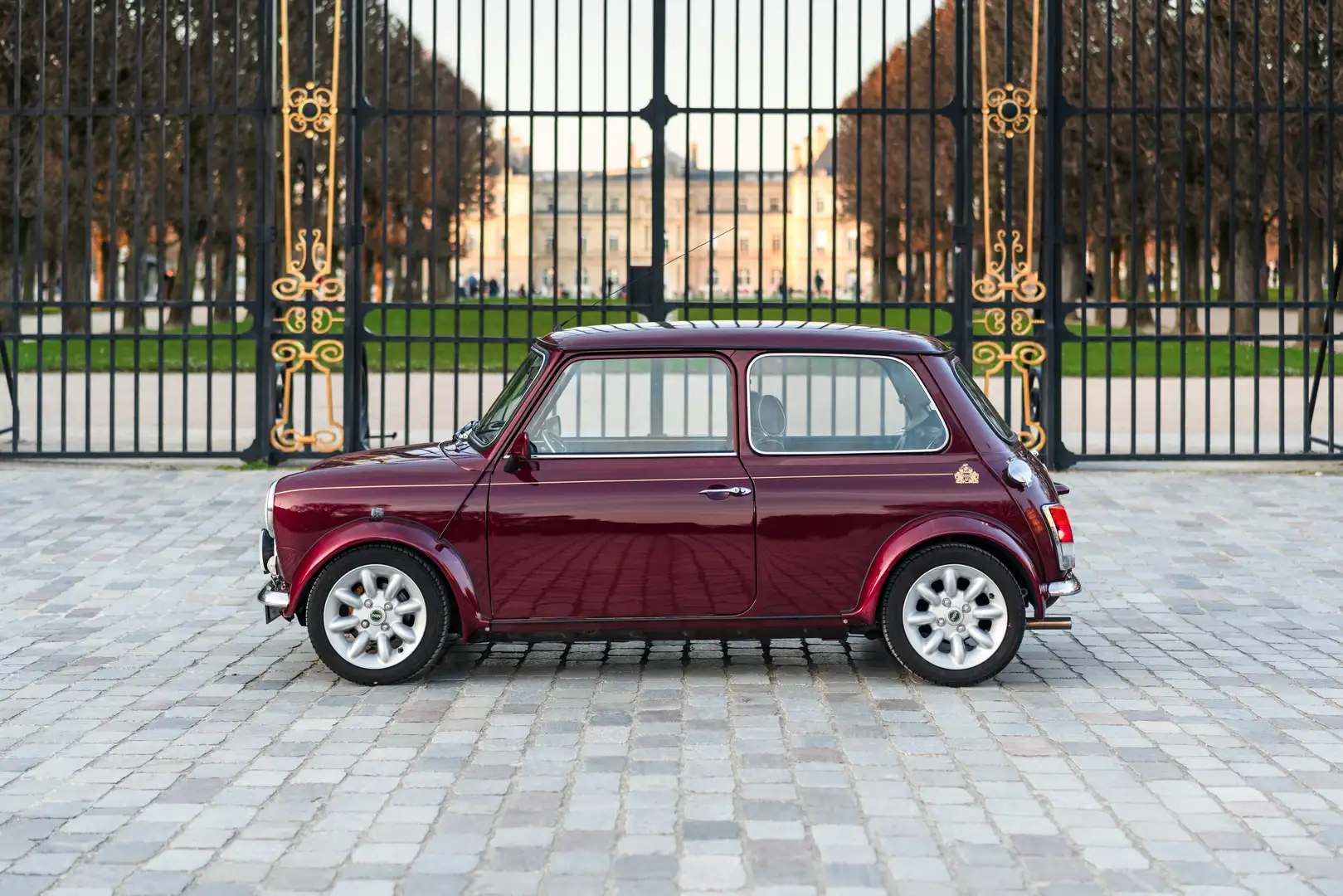 MINI Cooper 1.3 MPI 40th Anniversary - restored, 95 hp crvena - 2