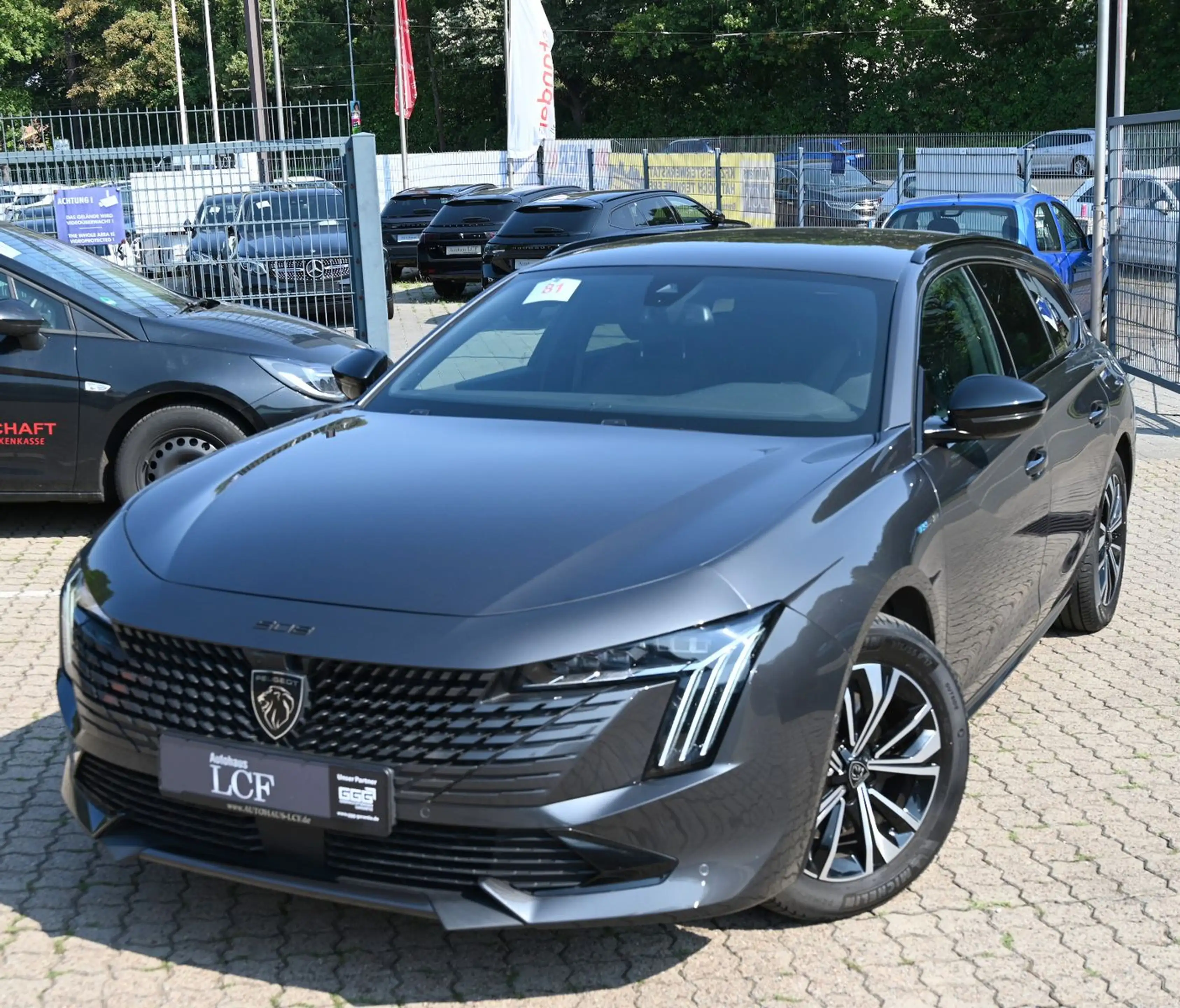 Peugeot 508 SW Hybrid 225 Allure LED NAVI Leder 1.Hd — photo 2