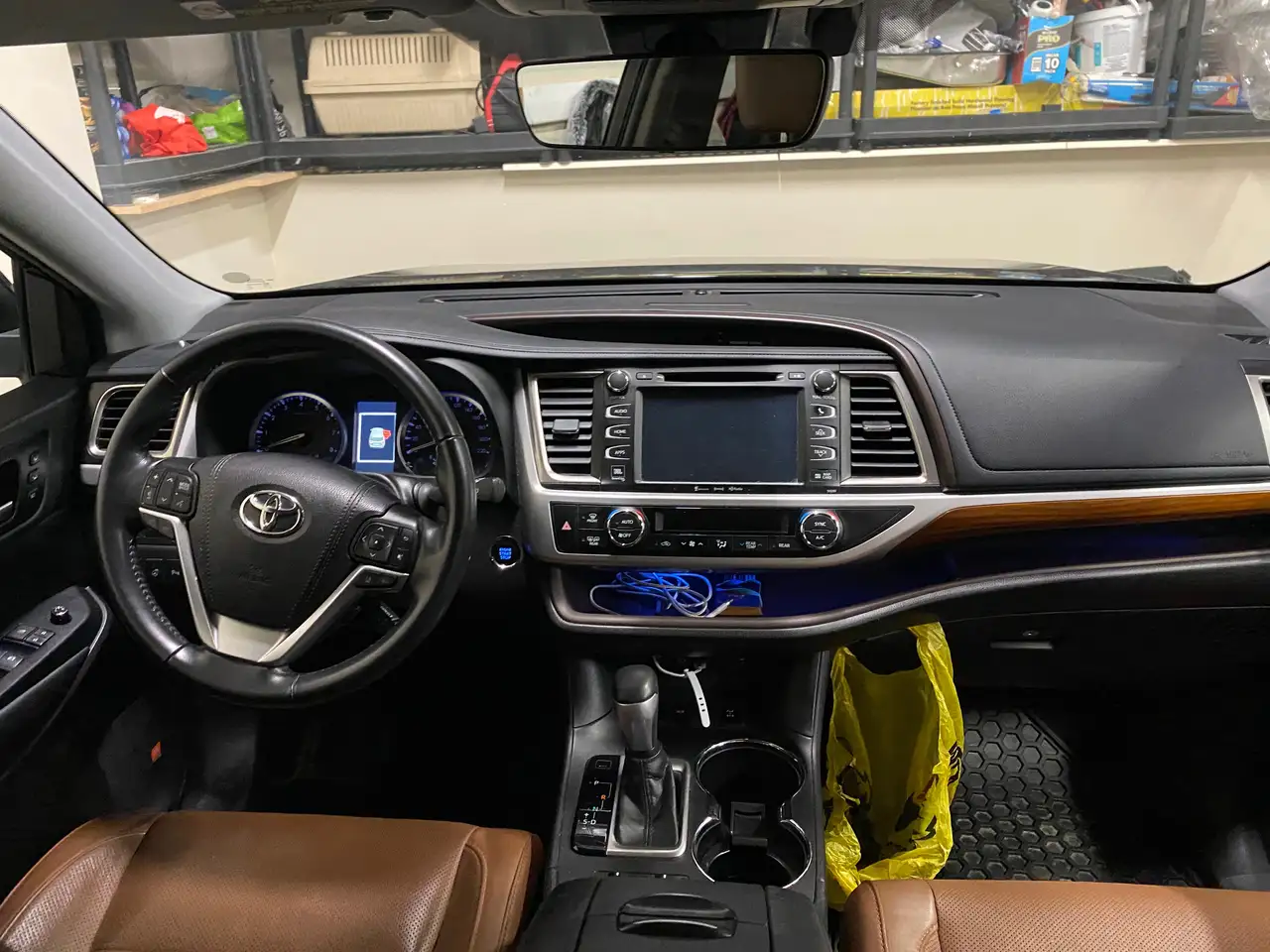 Toyota Highlander снимка Toyota Highlander