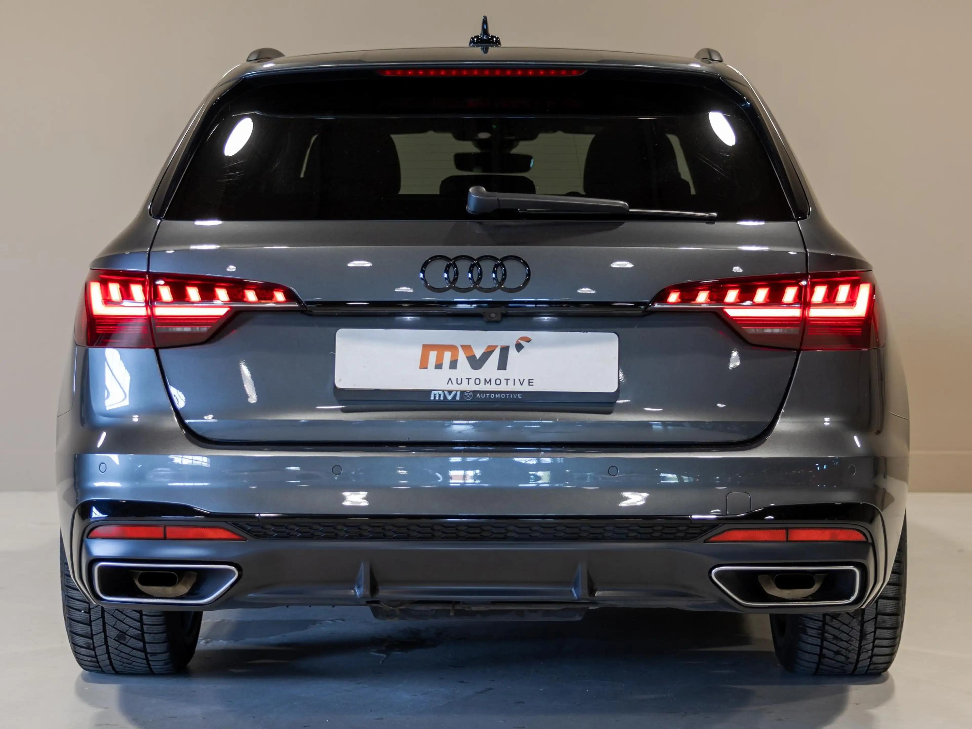 Audi A4 Avant 35 TFSI S-Line edition / 150pk / NAP / Panor — photo 15