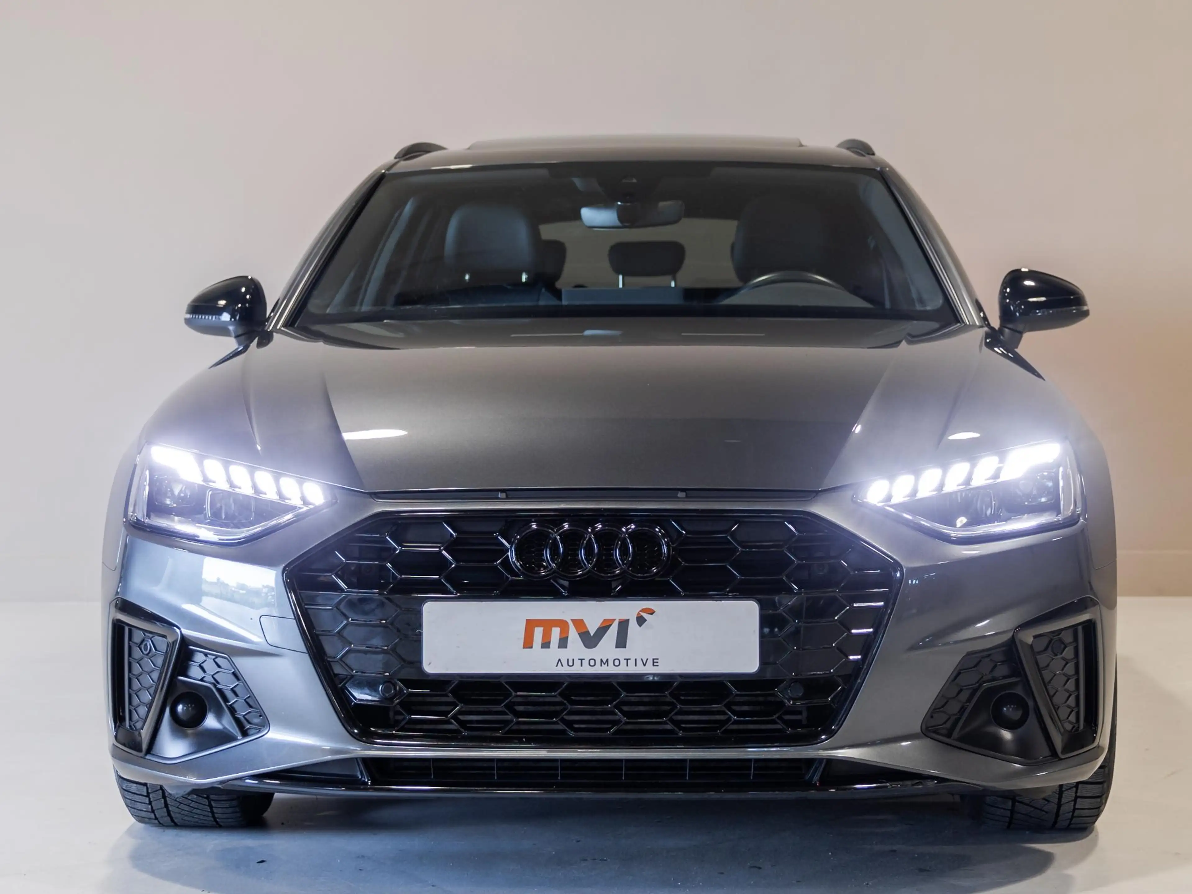 Audi A4 Avant 35 TFSI S-Line edition / 150pk / NAP / Panor — photo 13