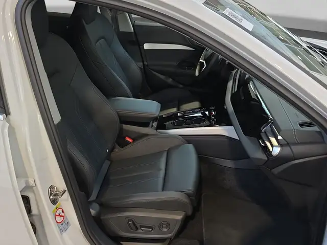 Audi A5 view 4