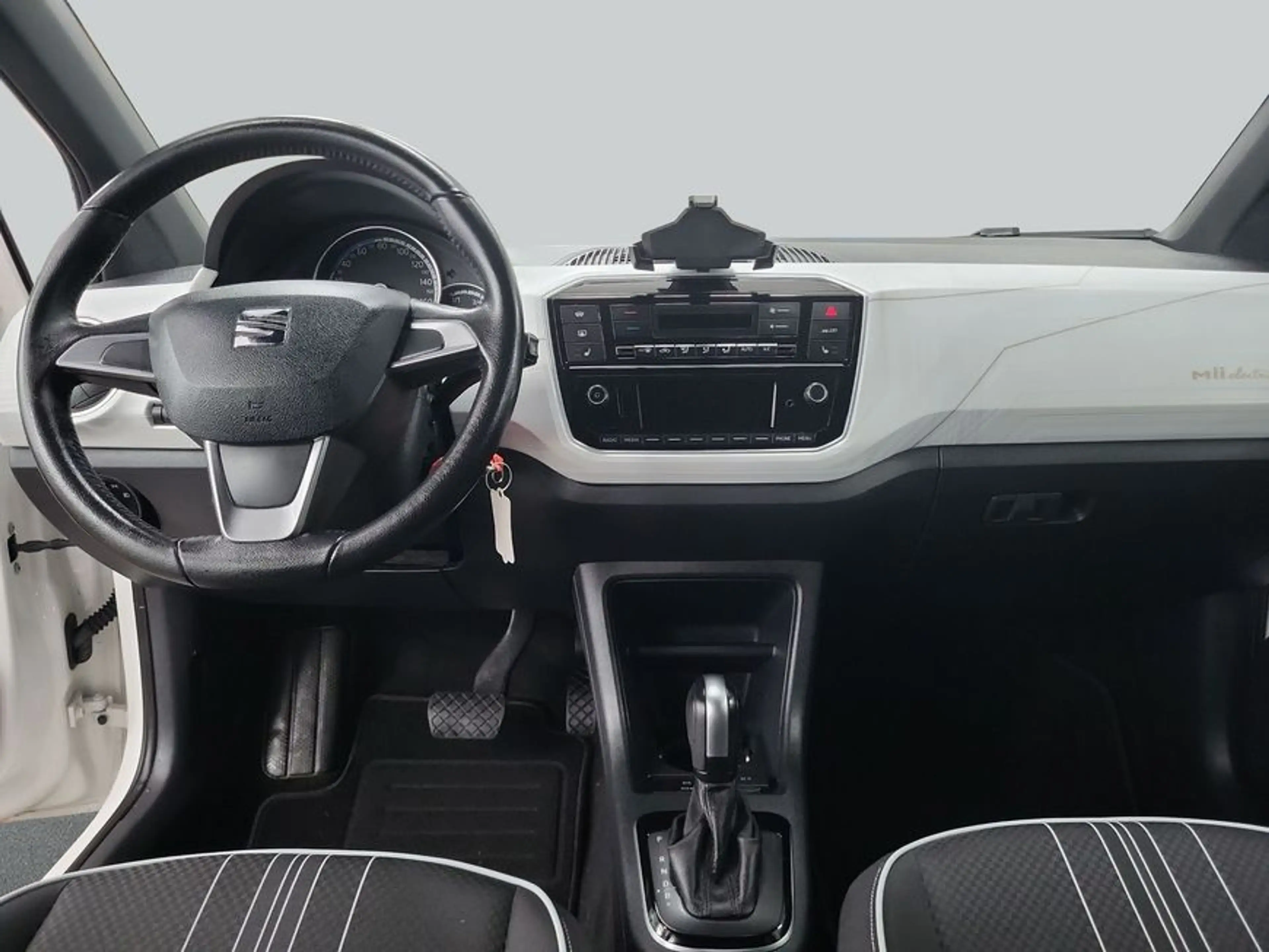 SEAT Mii electric Plus Klima/Sitzheizung/Tempomat — photo 15