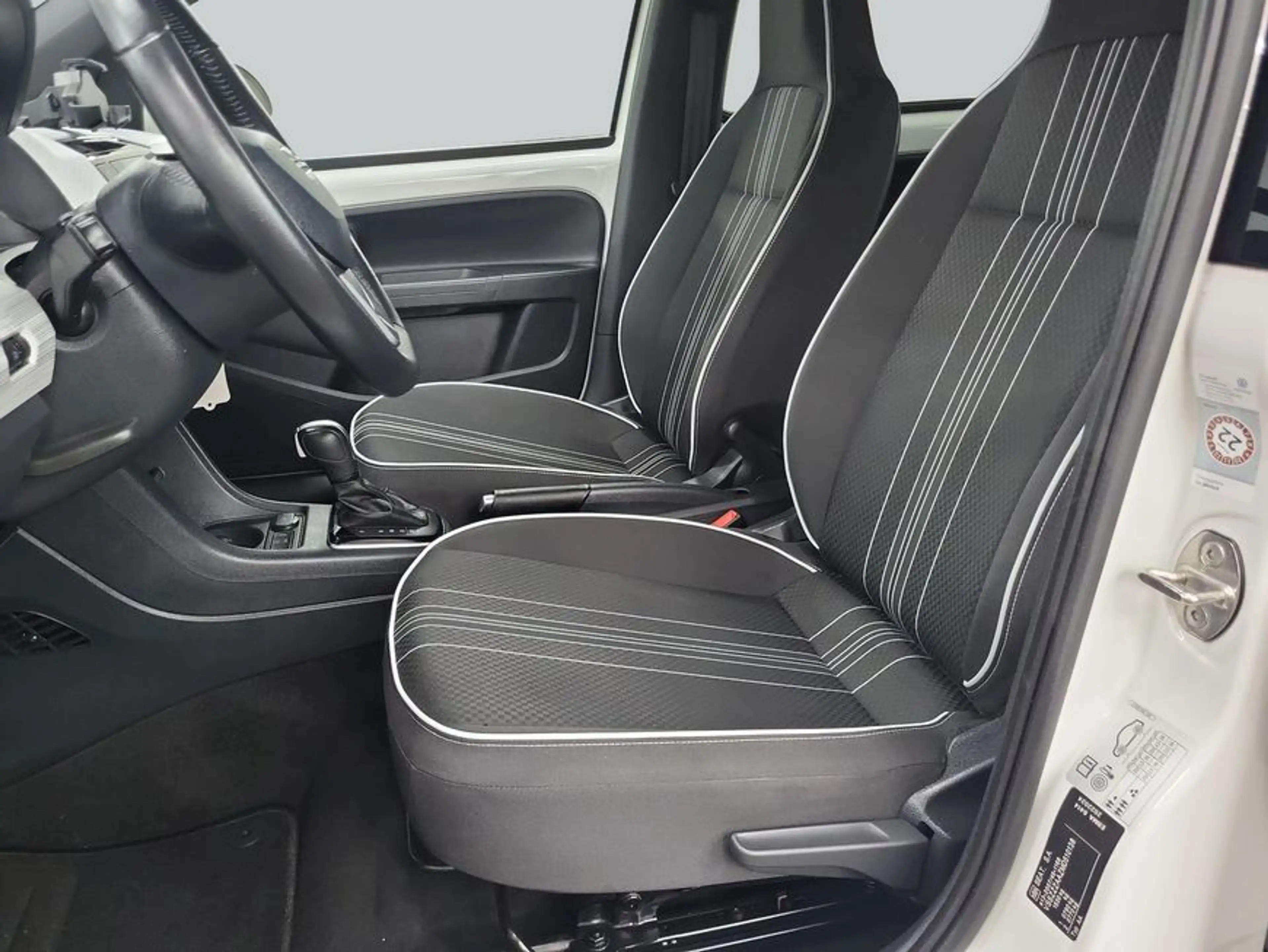 SEAT Mii electric Plus Klima/Sitzheizung/Tempomat — photo 11
