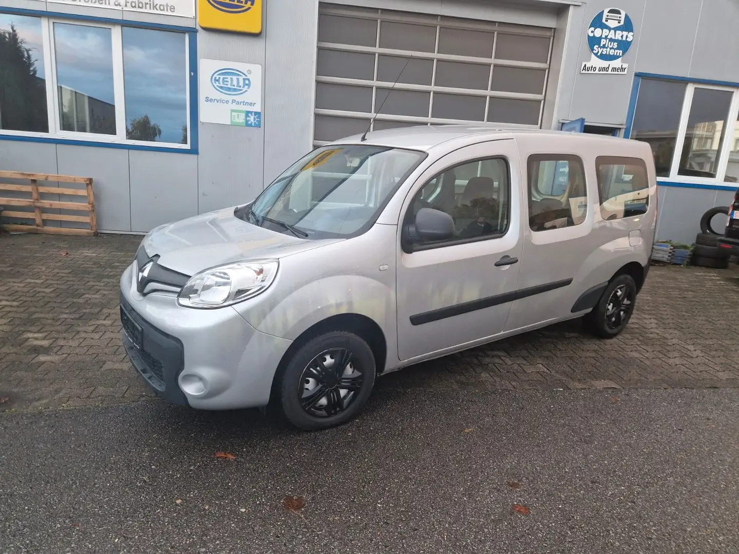 Renault Grand Kangoo ** 1.HD; 5-Sitzer, MAXI; NAVI** Silber - 2