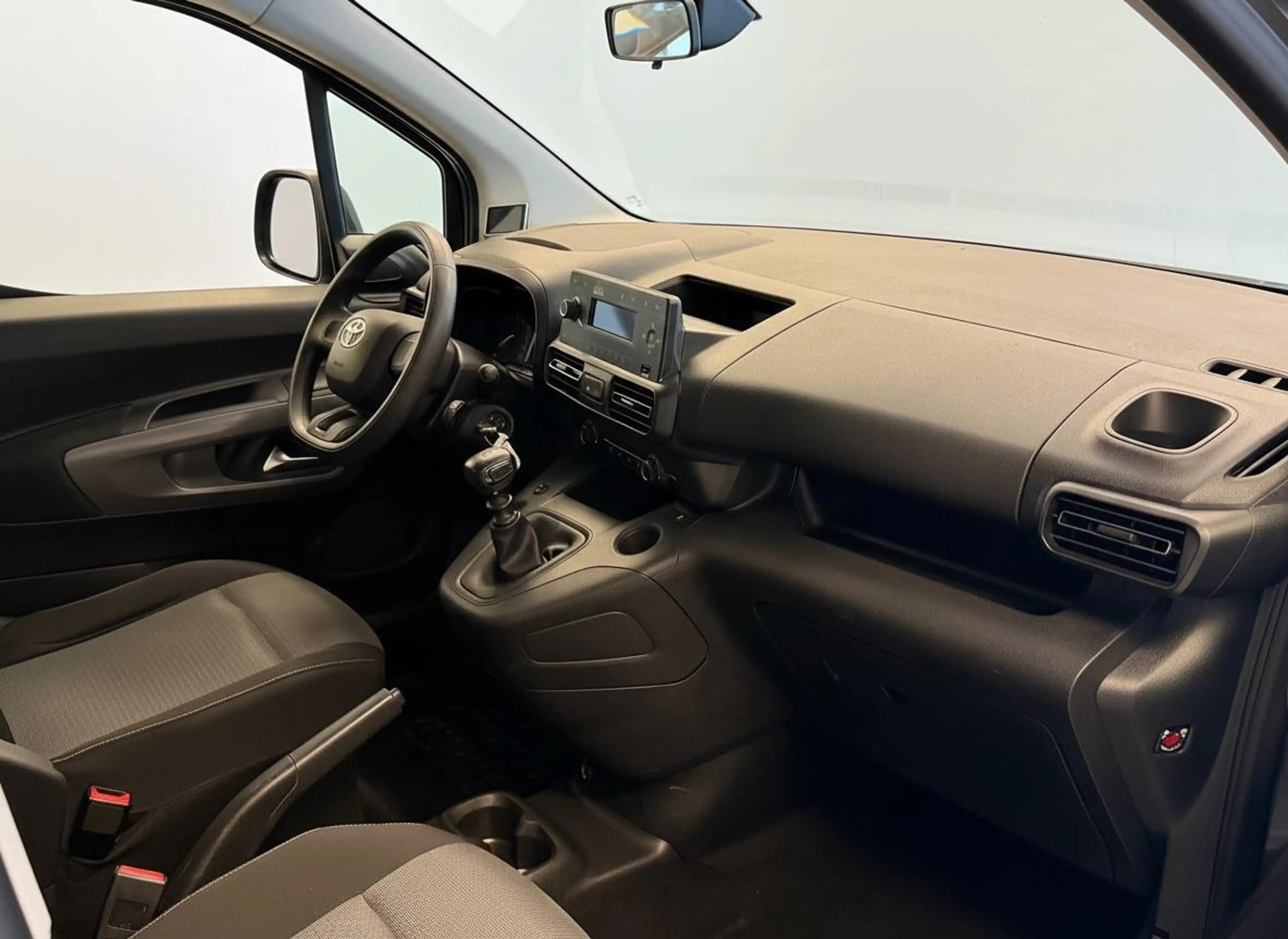 Toyota Proace City VERSO 1.2 TURBO COMFORT GARANTIE TOT 2031* . CRUIS — photo 9