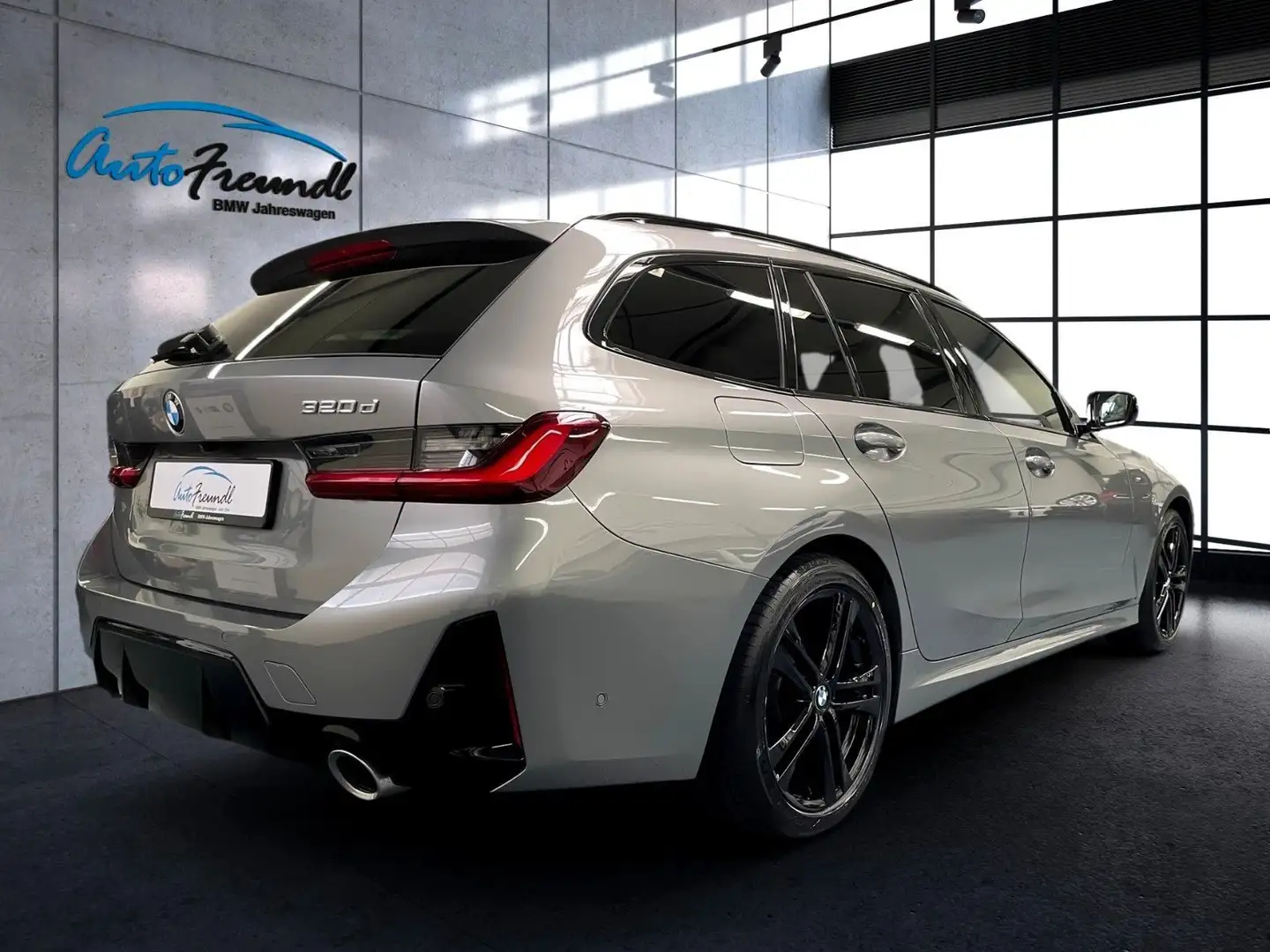 BMW 320 d xDrive M Sport *ACC*HuD*LED+*Ad.FW*el.Sitze Gris - 2