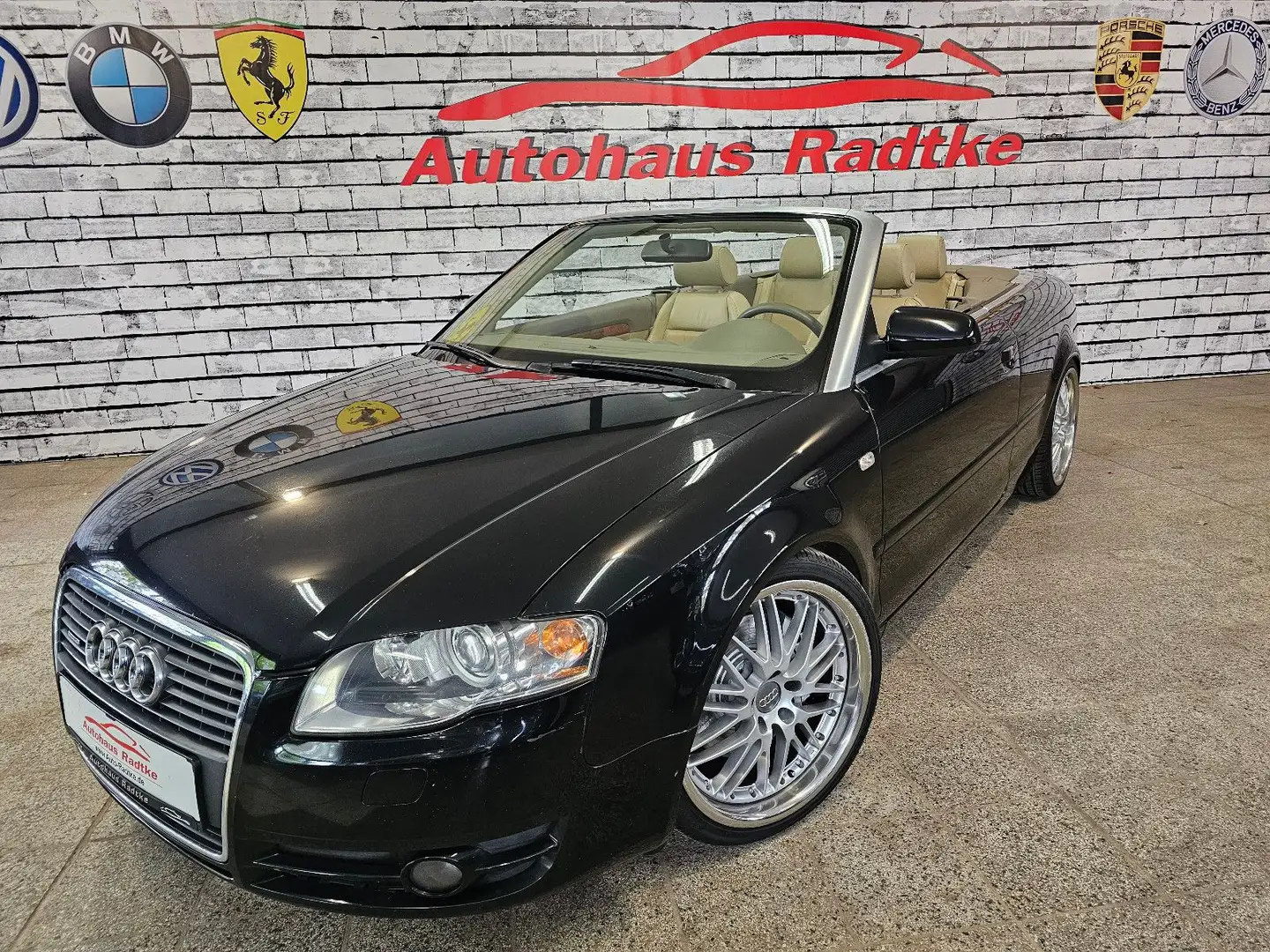 Audi A4 Cabriolet 3.2 FSI quattro *Tüv & Service NEU* crna - 1