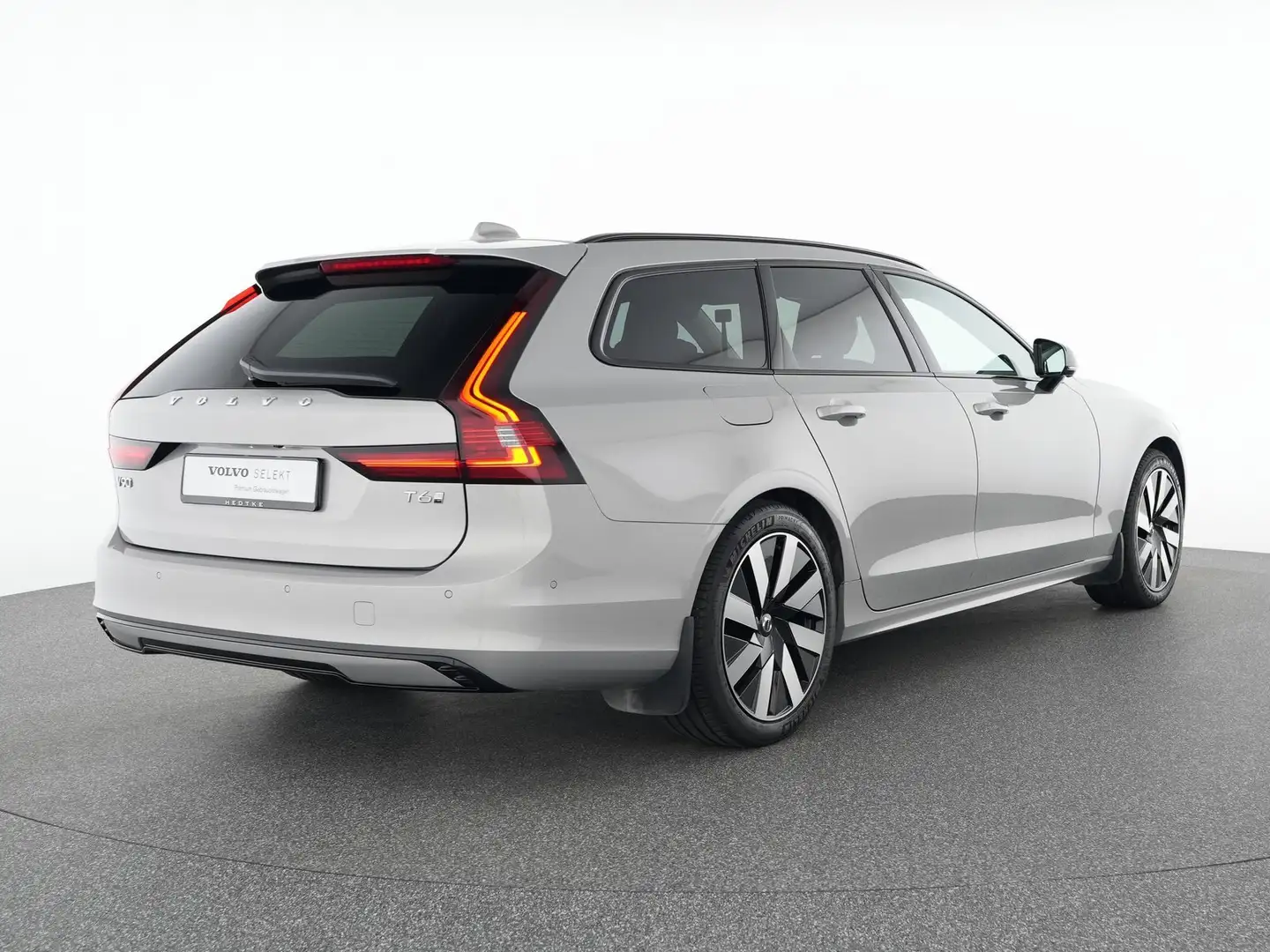Volvo V90 T6 AWD Plug-in Hybrid Plus Dark 19"+360° Silber - 2