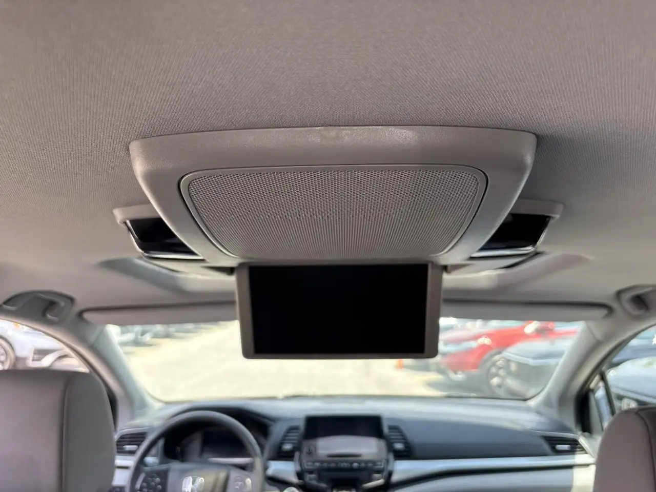 Honda Odyssey снимка Honda Odyssey