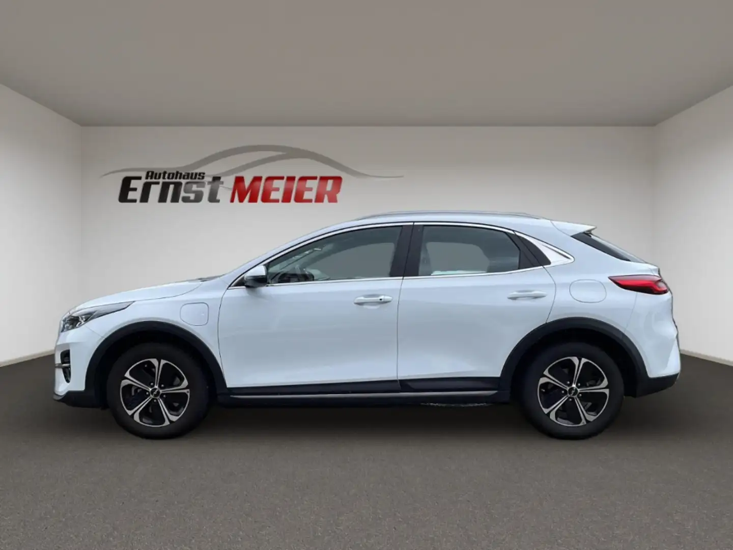 Kia XCeed 1.6 PHEV DCT6 Vision ** wenig Kilometer ** White - 2