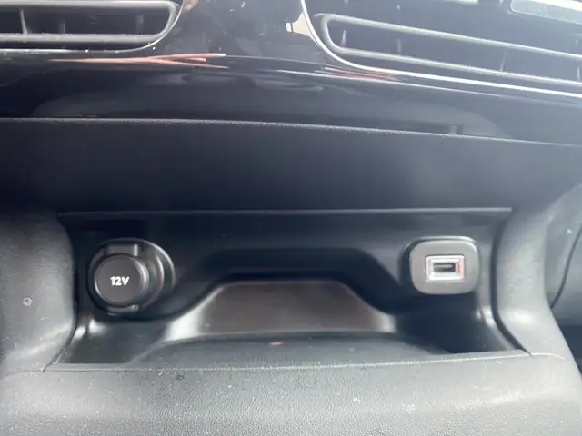 Citroen C4 Cactus view 23