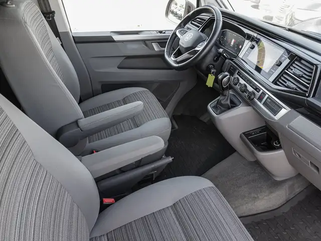 Volkswagen California view 7