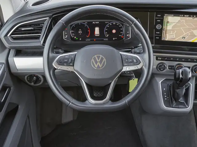 Volkswagen California view 10