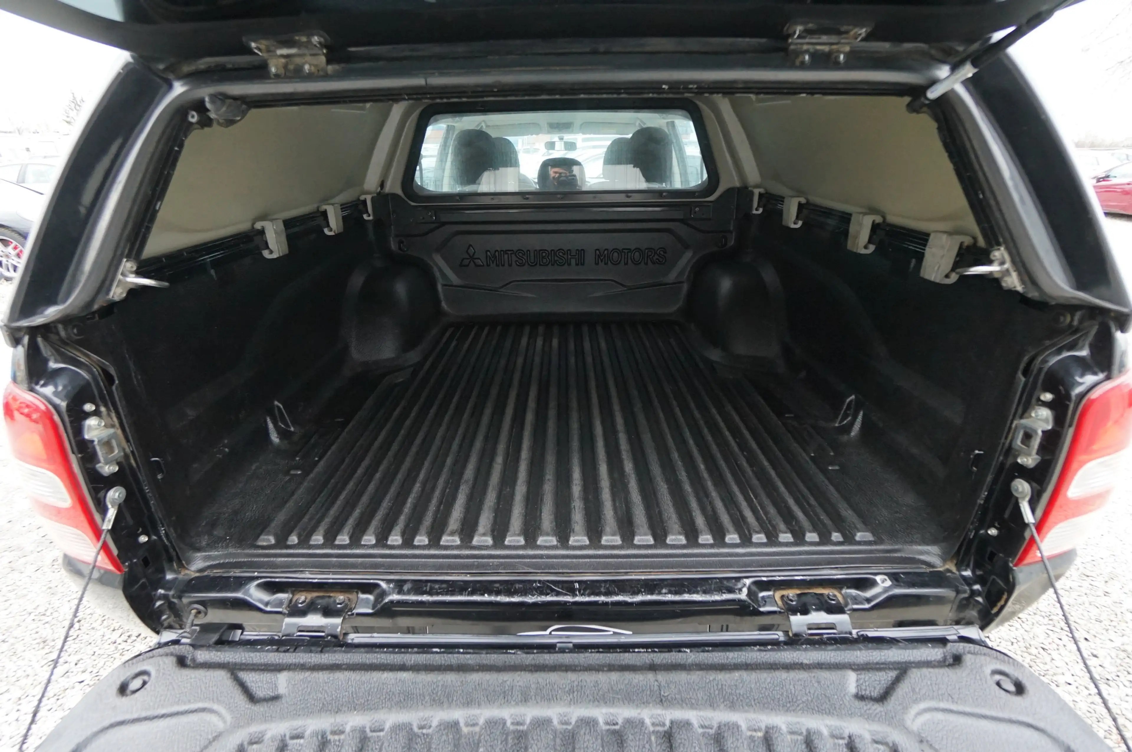 Mitsubishi L200 2.4 DI-D Doppelkabine 4WD |Hardtop| |3,5t| — photo 7