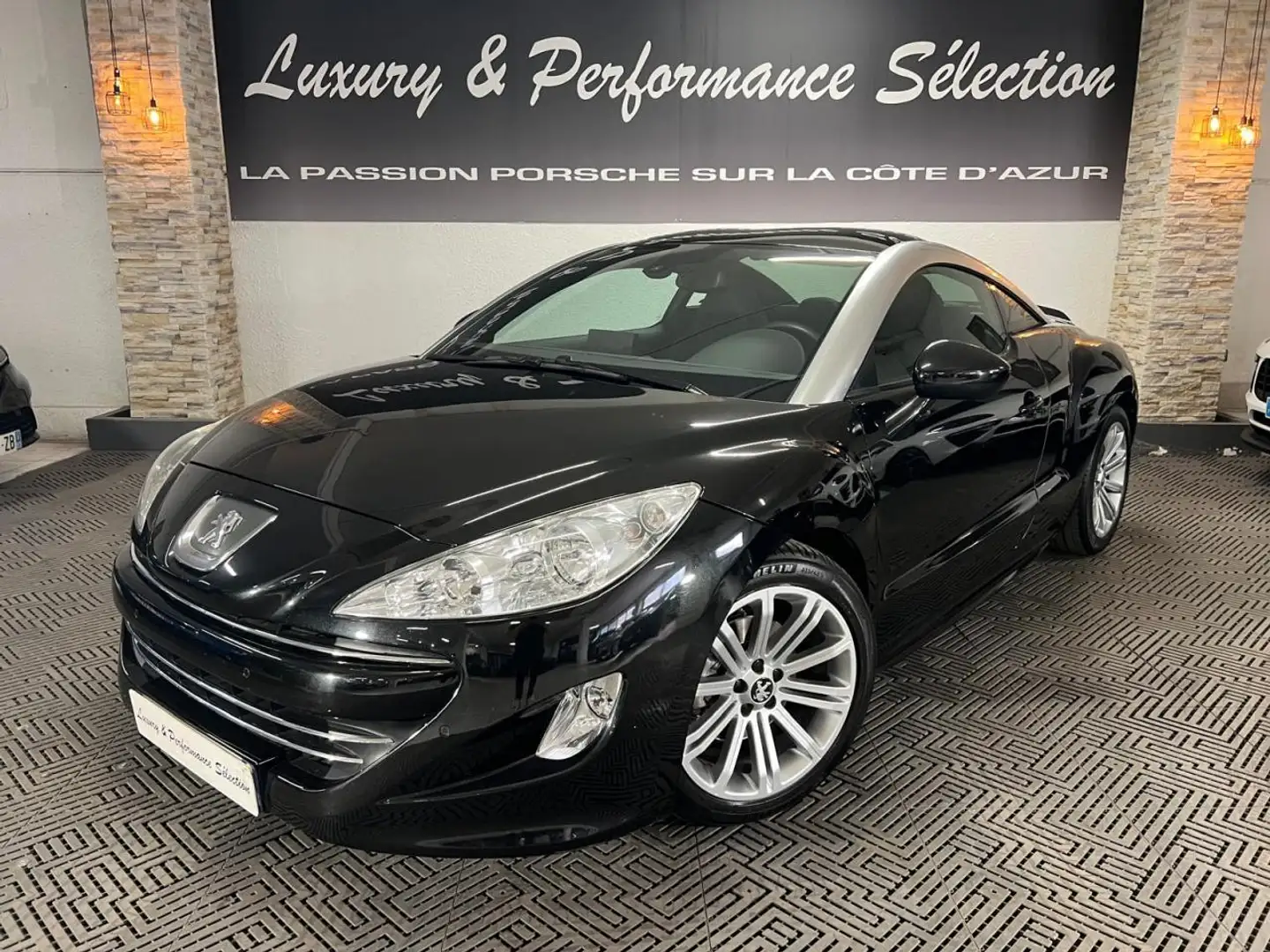 Peugeot RCZ 1.6 turbo 156ch Automatique - 98000km - Excellent  Noir - 1