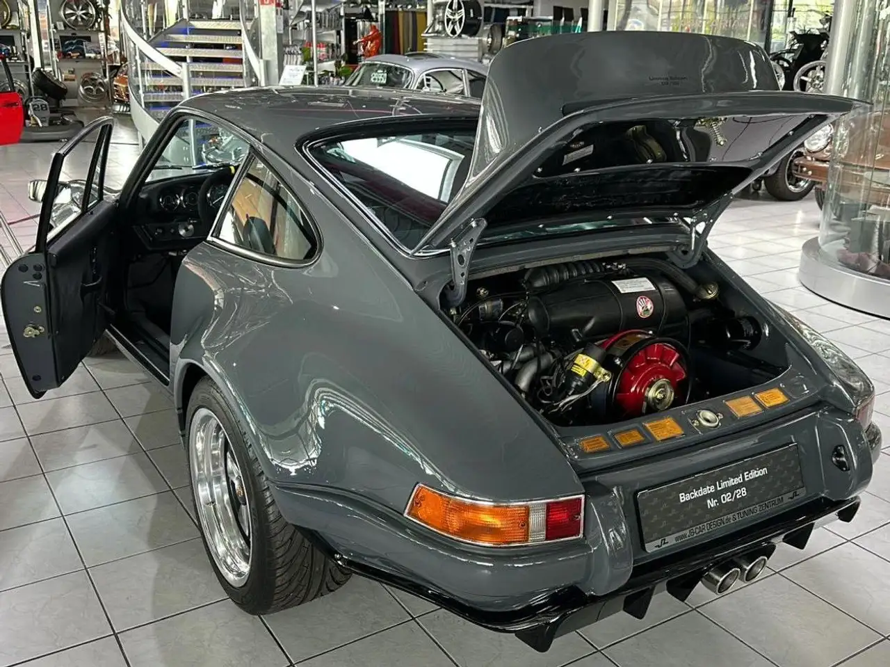 Porsche 911 "JB-Backdate Limited Edition", foto 6