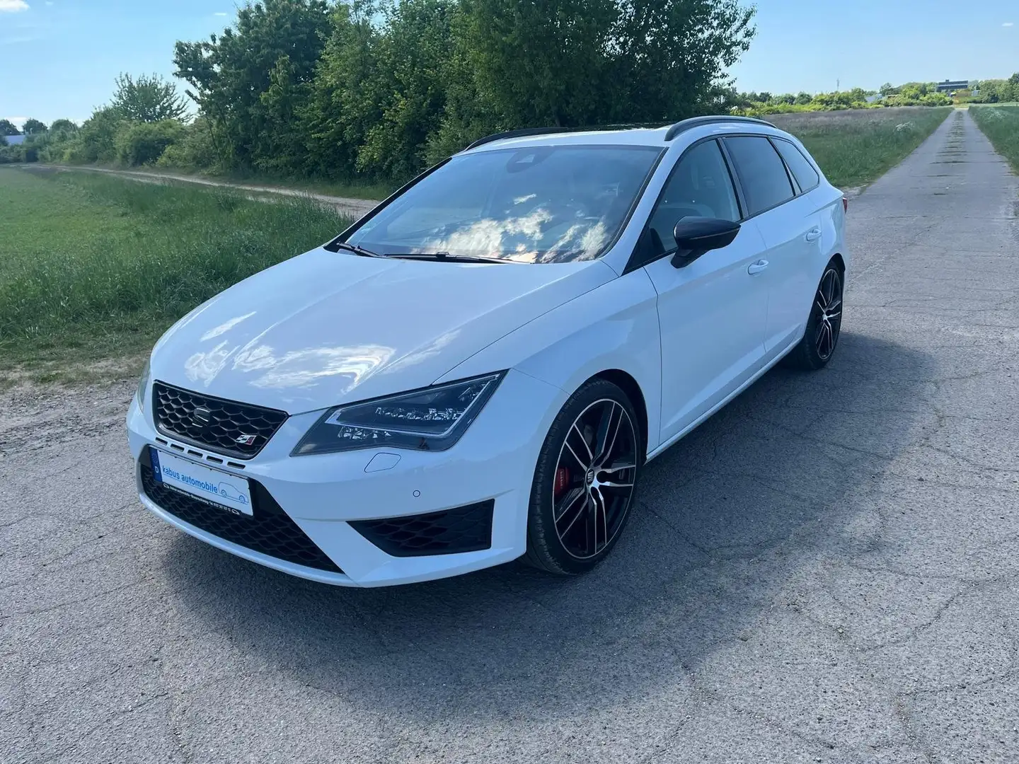 SEAT Leon Cupra 290 Blanc - 1