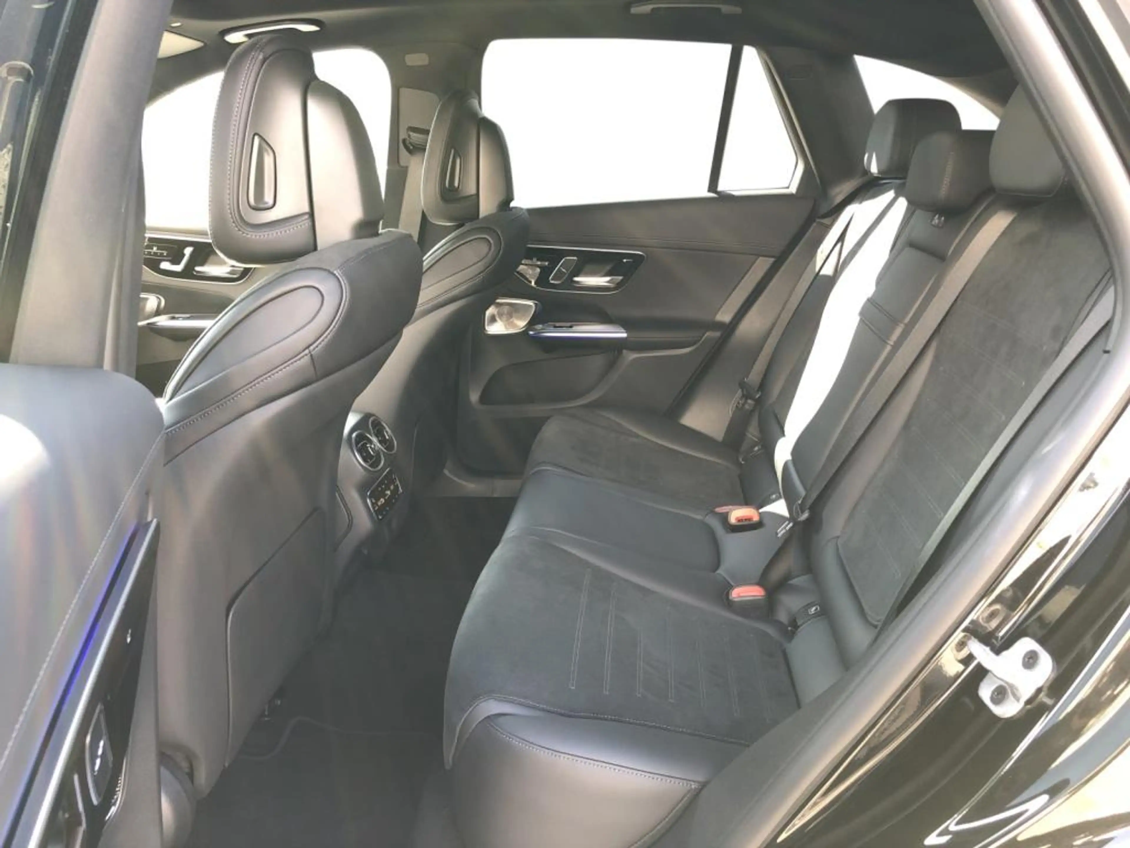 Mercedes-Benz GLC 450 d 4MATIC AMG+ILS+MBUX+Burm+Night+AHK+SHD — photo 10