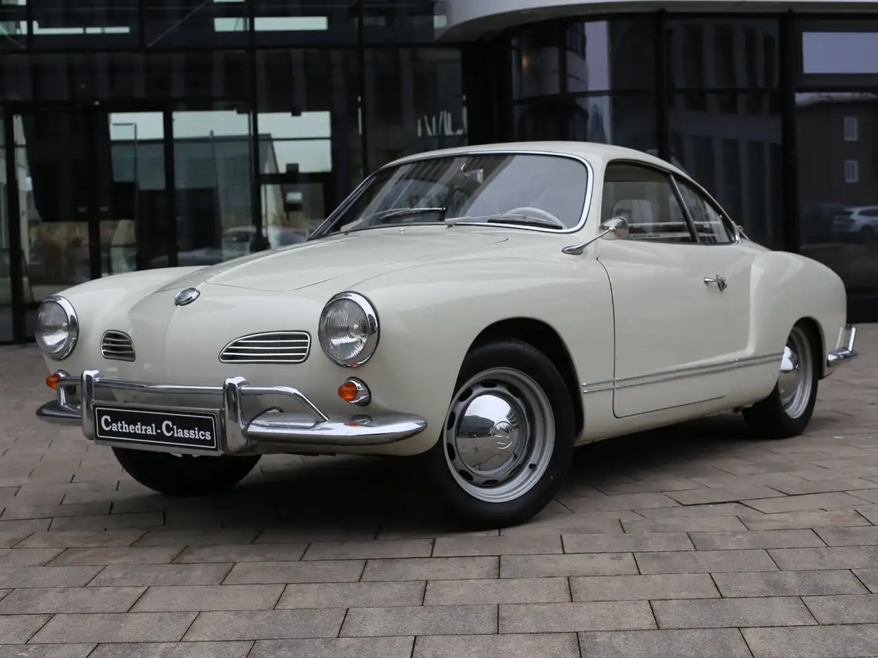 Volkswagen Karmann Ghia