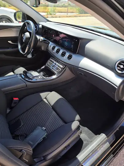 Mercedes-Benz Clase E E 300 de 4M Estate 2022, foto 10