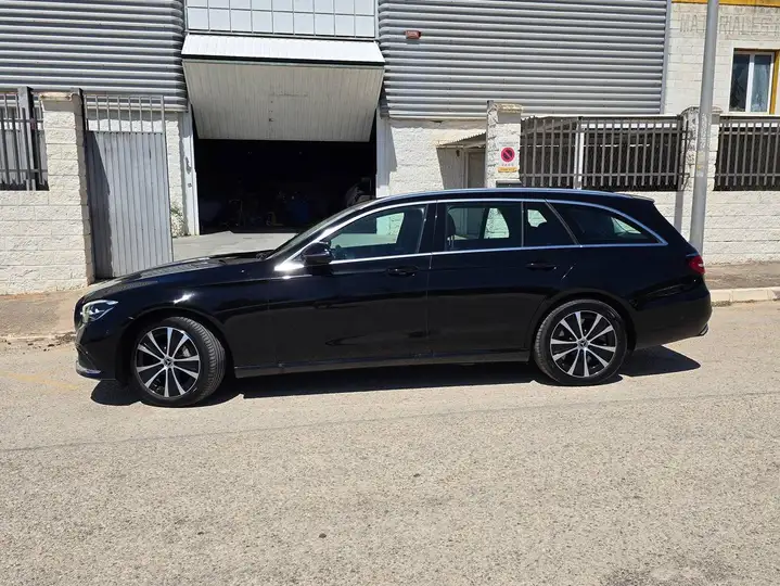 Mercedes-Benz Clase E E 300 de 4M Estate 2022, foto 6