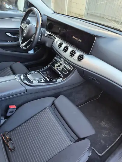 Mercedes-Benz Clase E E 300 de 4M Estate 2022, foto 11
