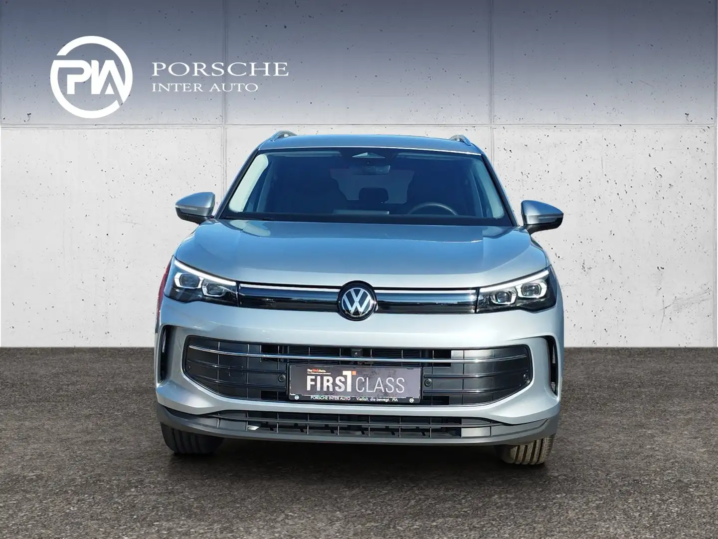 Volkswagen Tiguan Friends eTSI DSG Silber - 2