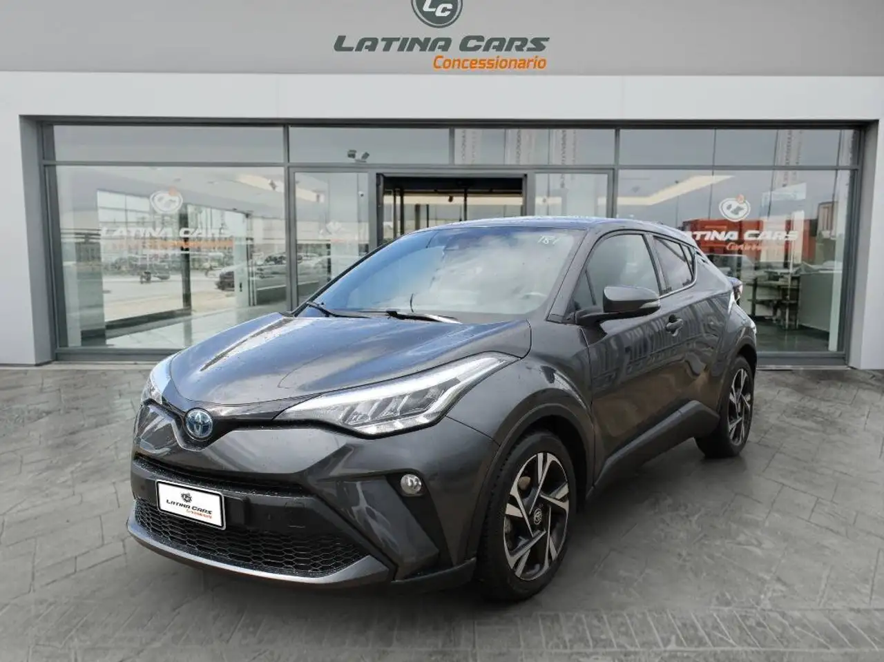 Toyota C-HR 2.0h More Business AUTOMATICA con CarPlay
