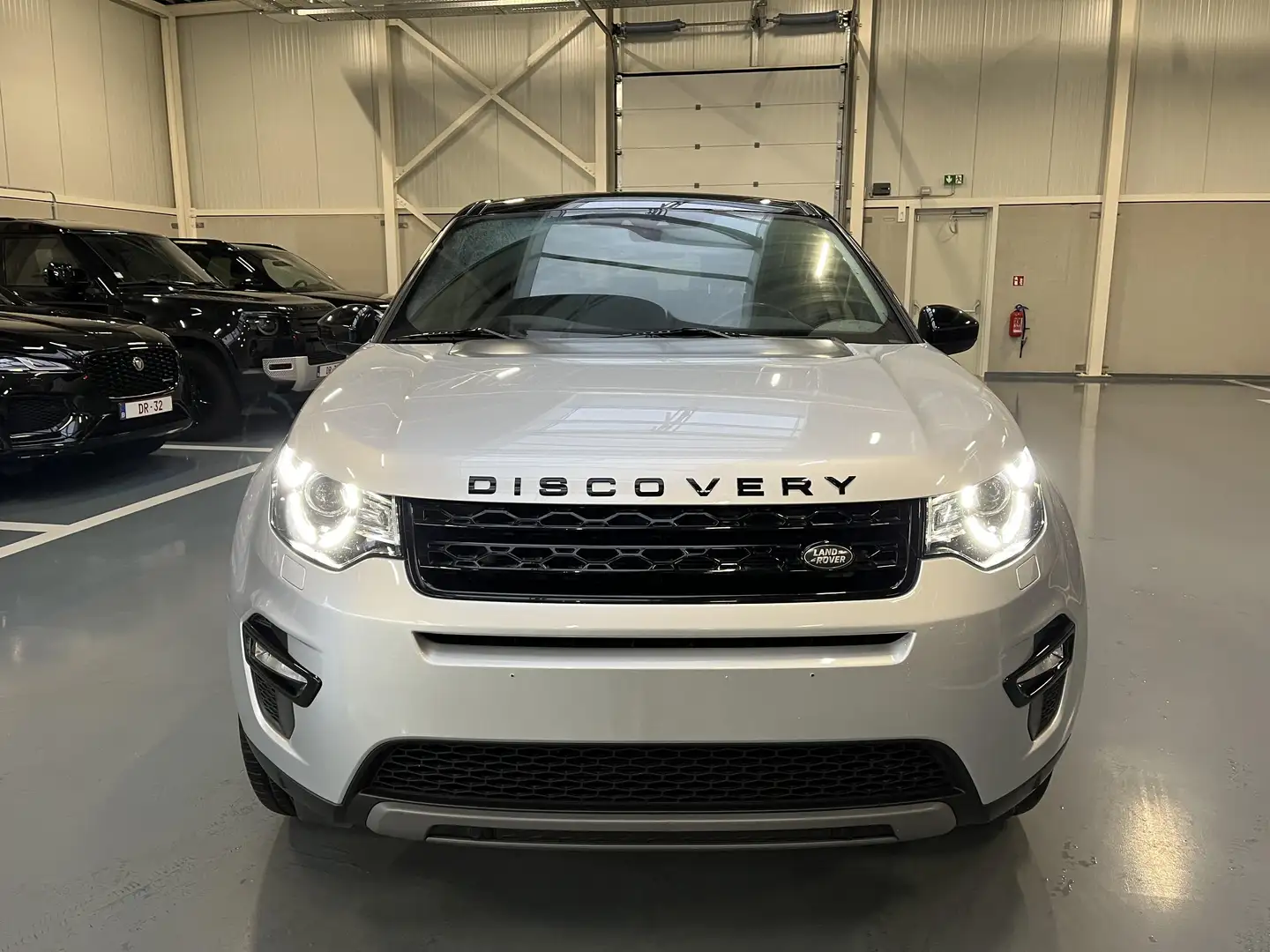 Land Rover Discovery Sport tD4 150PK SE Argent - 2