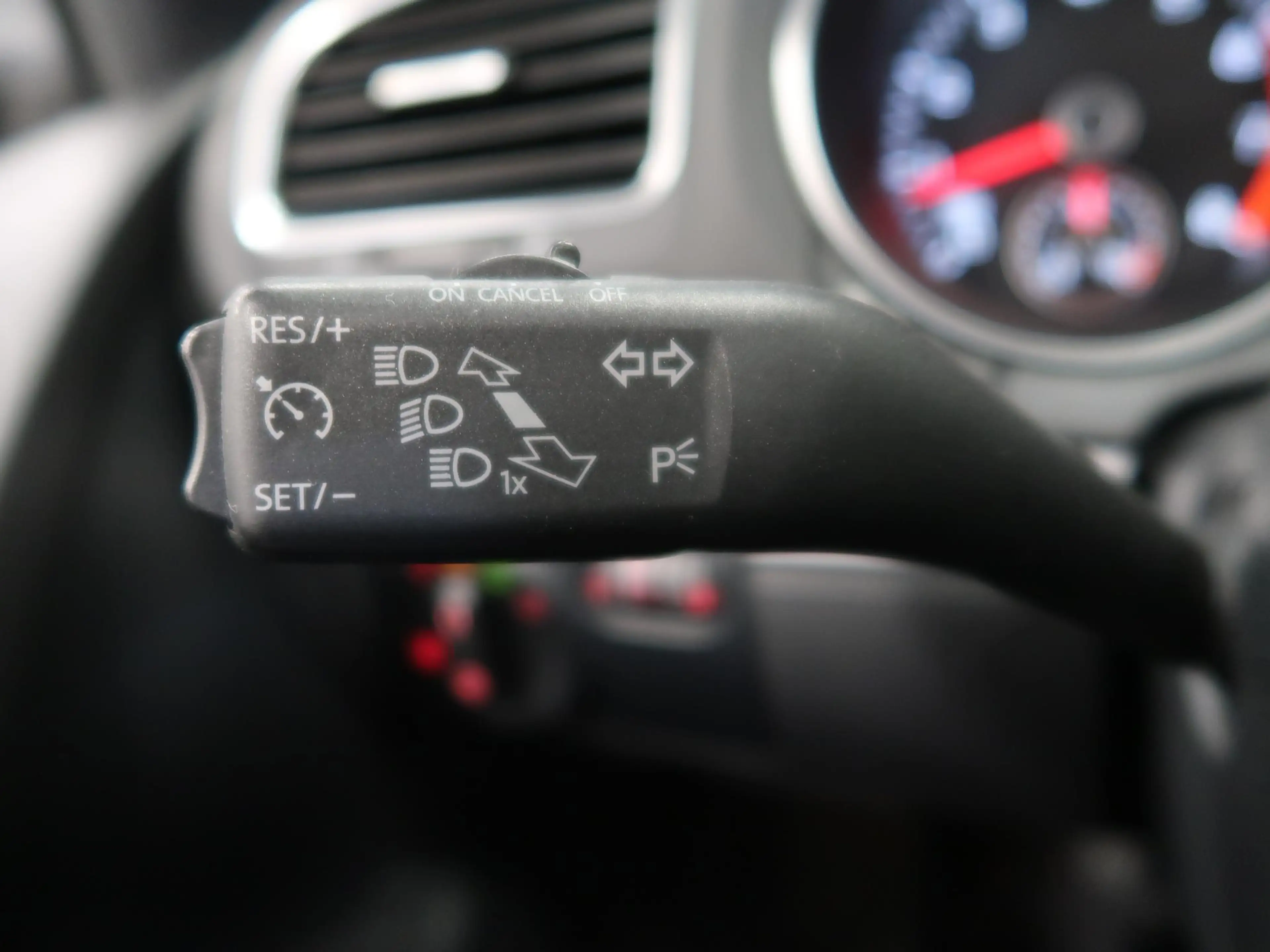 Volkswagen Golf Cabriolet 1.2 TSI BMT Airco-ECC Leer Sportstoelen PDC Stoelv — photo 19