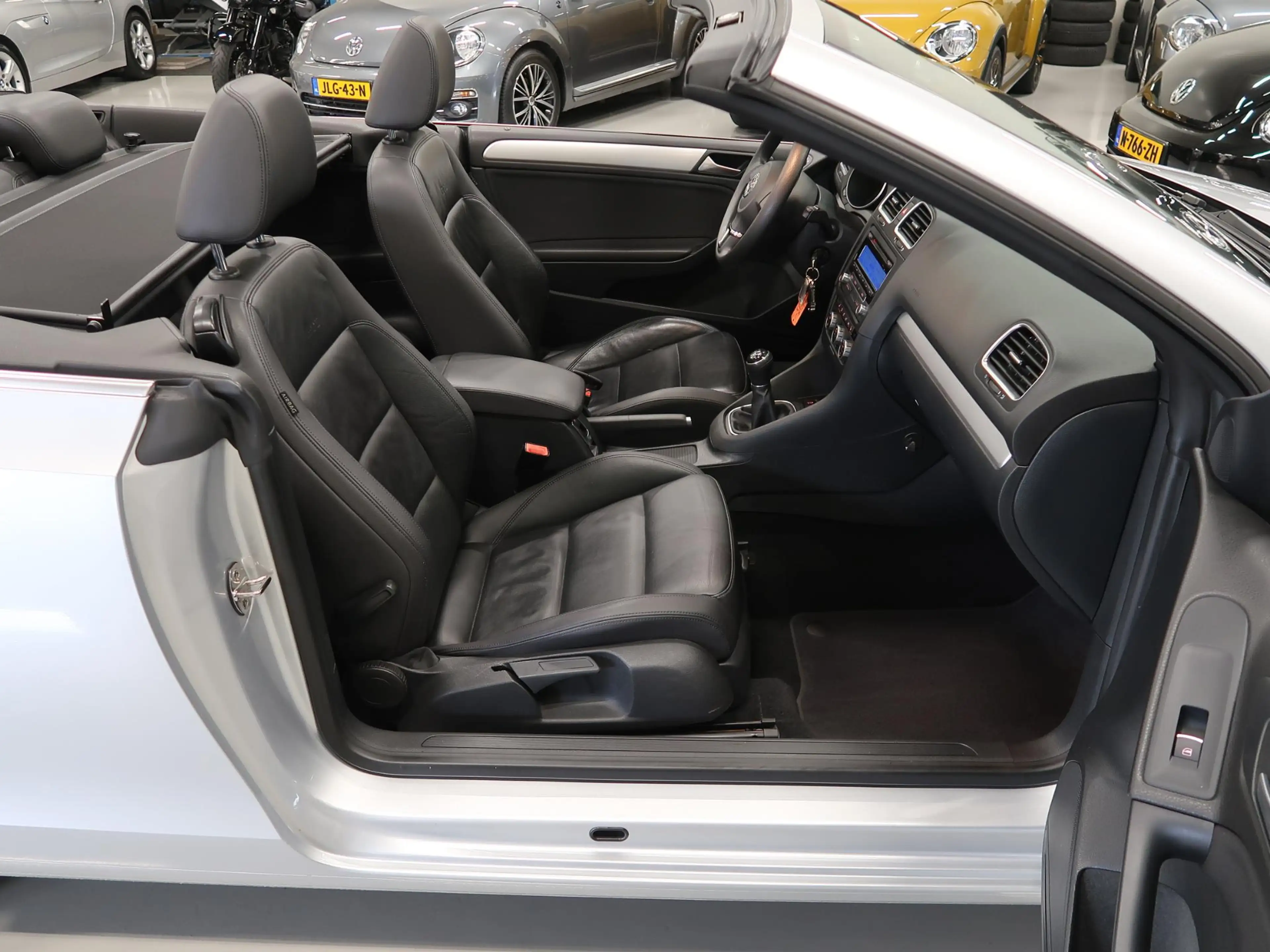 Volkswagen Golf Cabriolet 1.2 TSI BMT Airco-ECC Leer Sportstoelen PDC Stoelv — photo 33