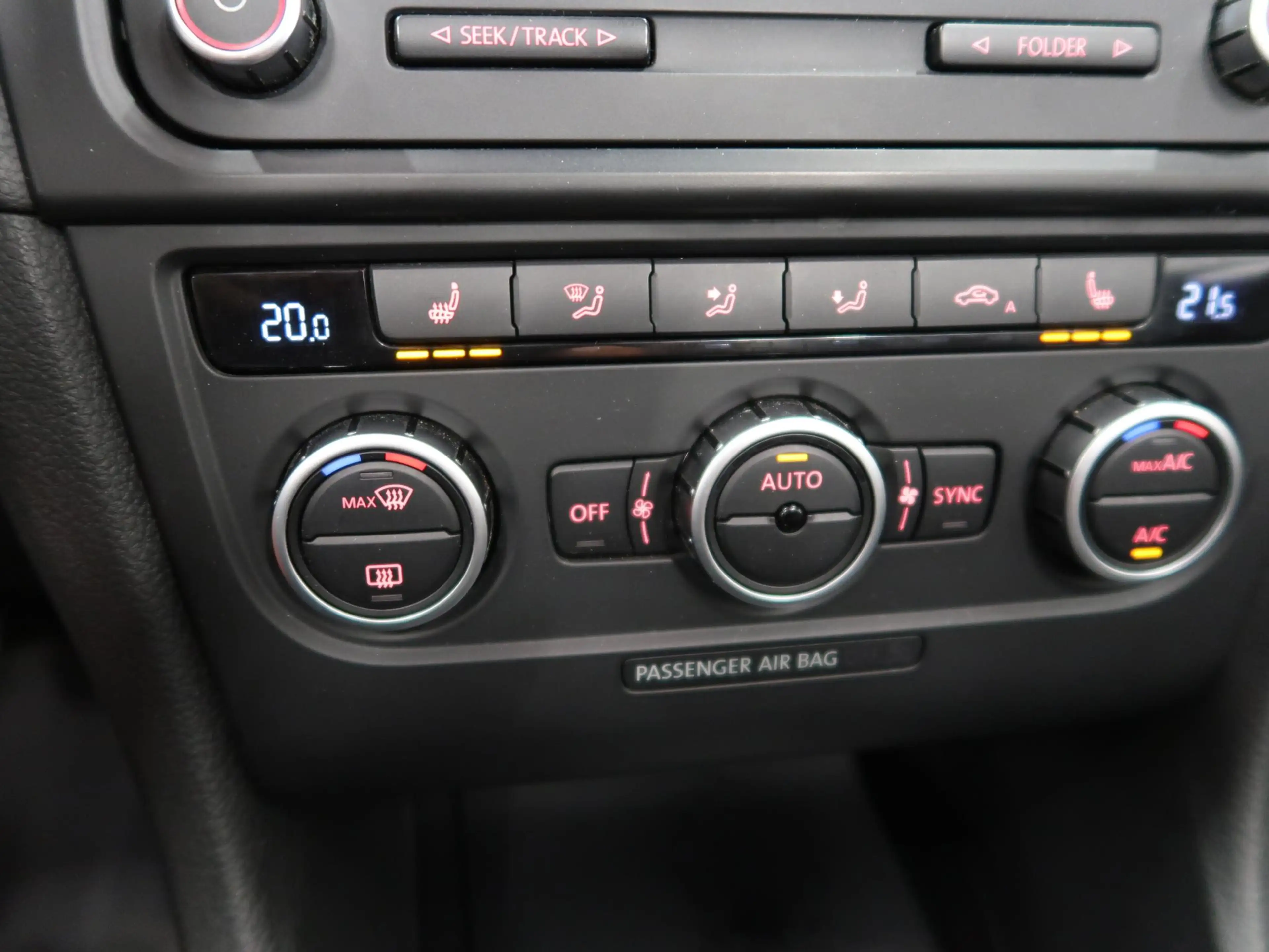 Volkswagen Golf Cabriolet 1.2 TSI BMT Airco-ECC Leer Sportstoelen PDC Stoelv — photo 17
