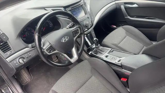 Hyundai I40 view 8